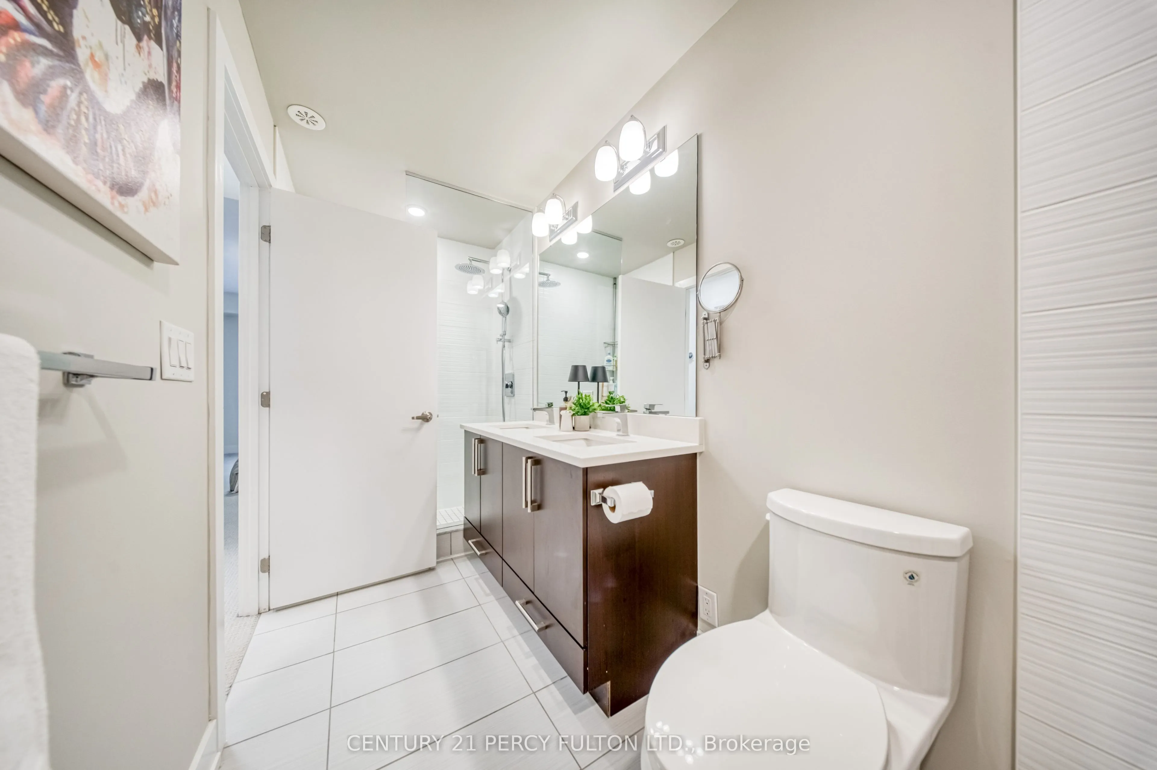 26 Ernest Avenue #20