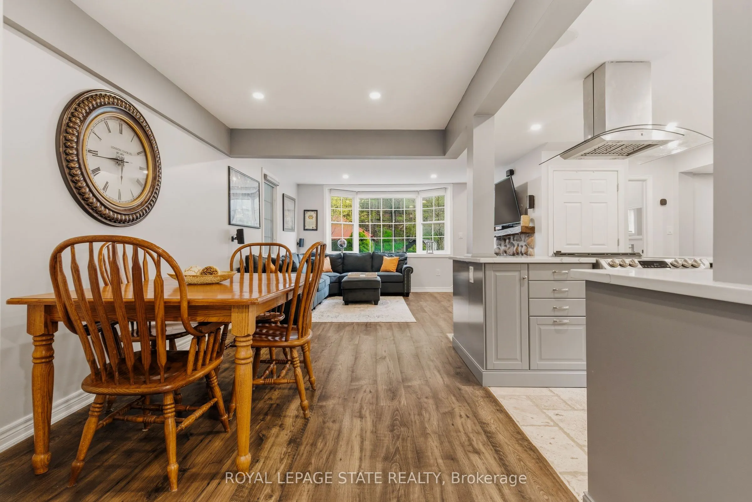 1262 Hidden Valley Road