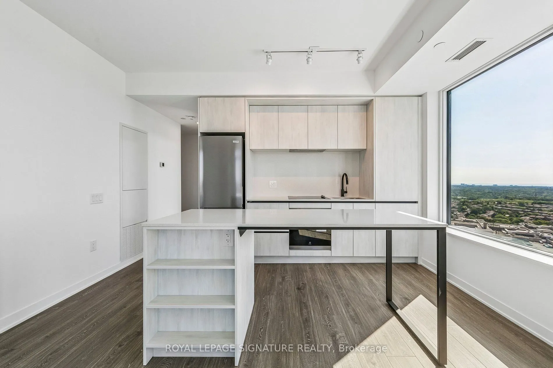 2495 Eglinton Avenue W #2404
