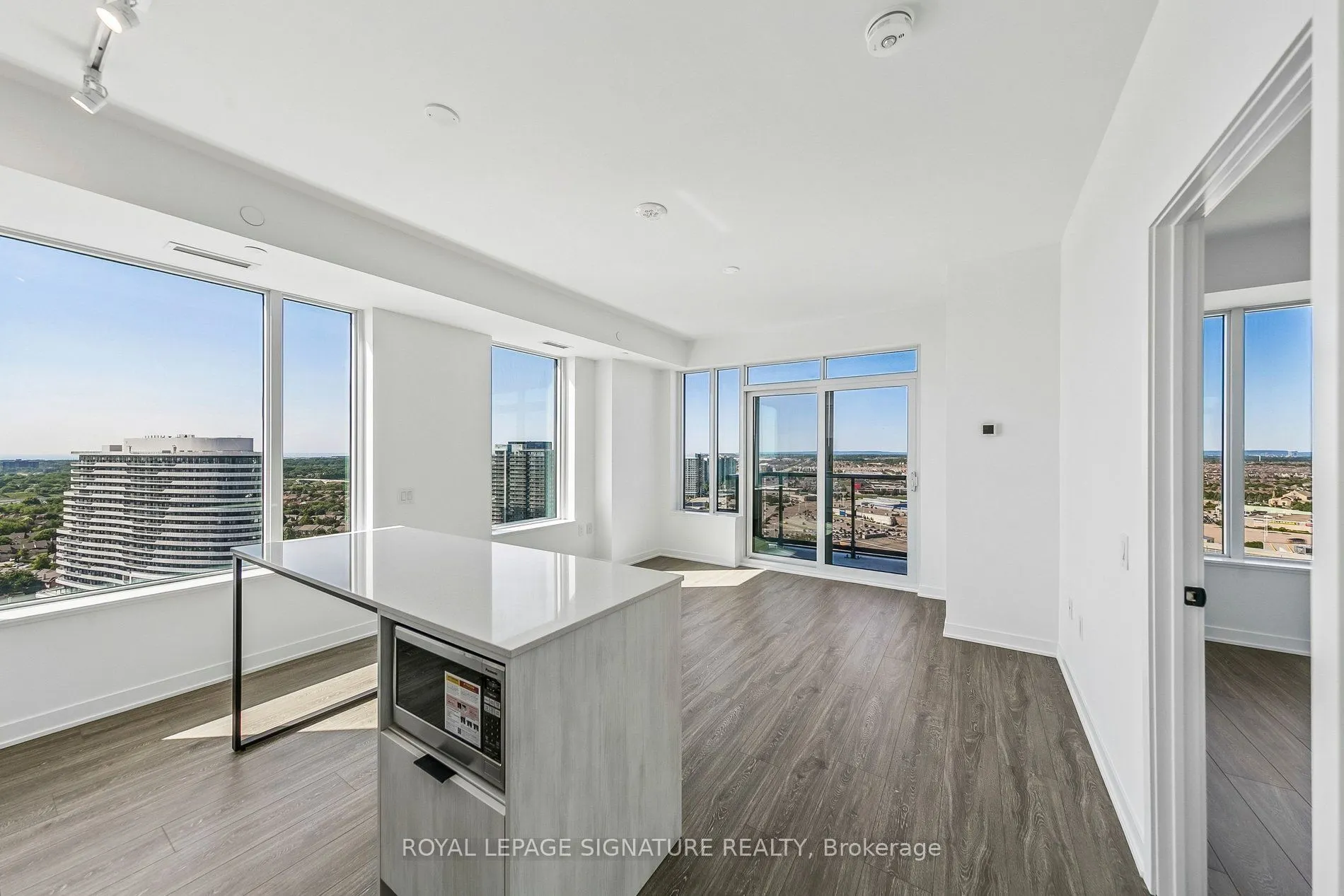 2495 Eglinton Avenue W #2404