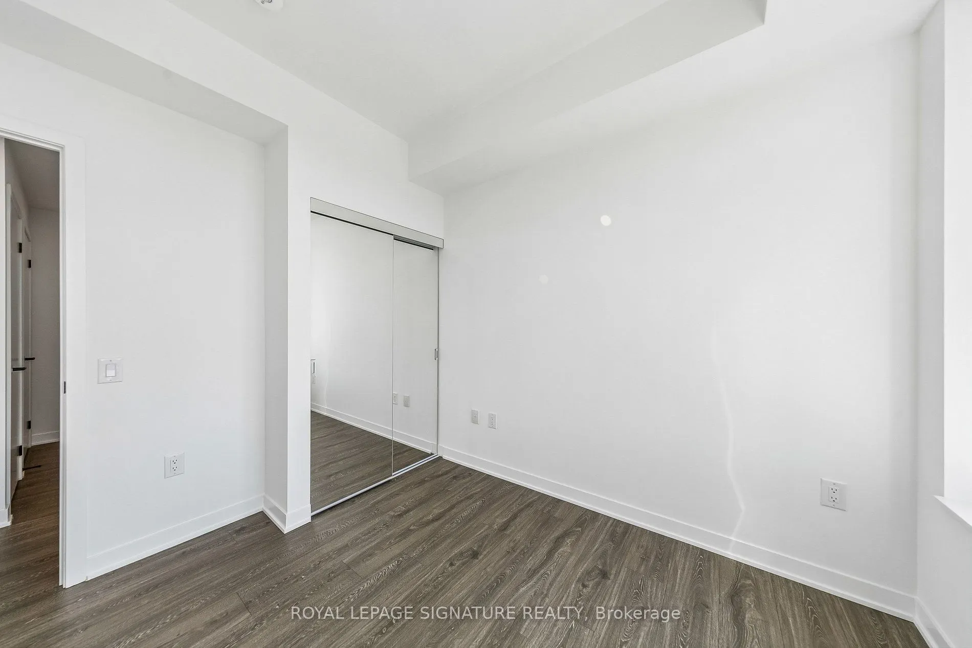 2495 Eglinton Avenue W #2404