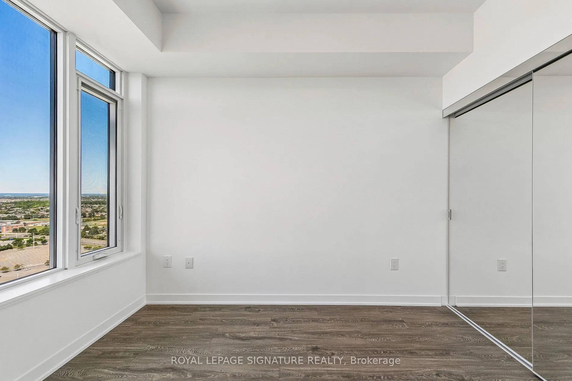 2495 Eglinton Avenue W #2404