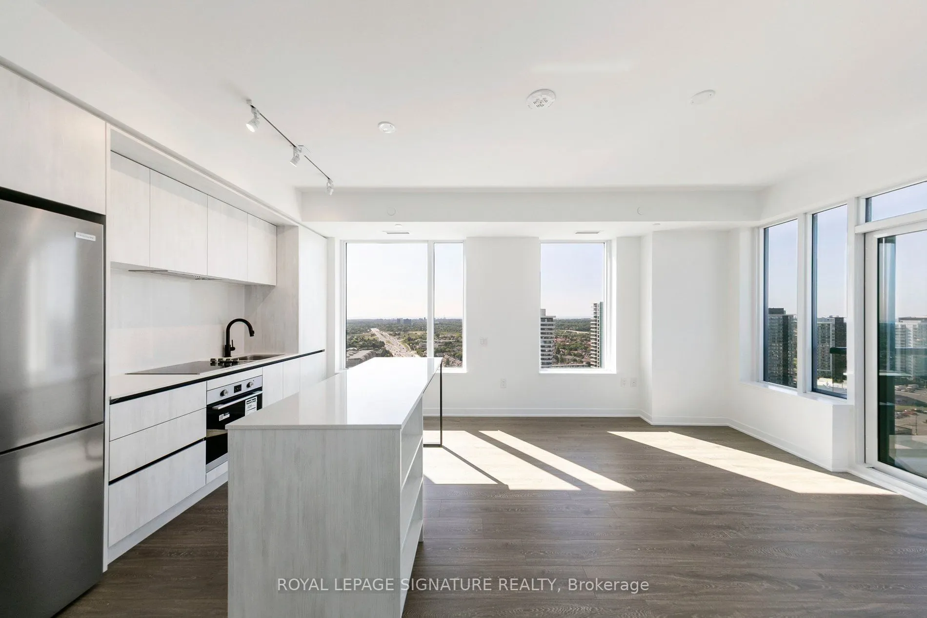2495 Eglinton Avenue W #2404