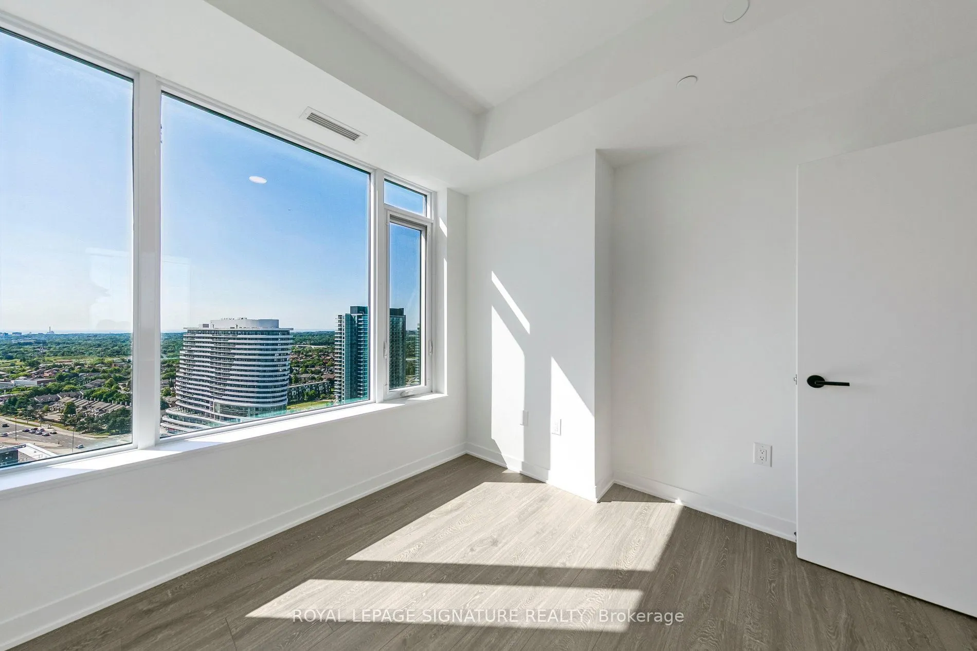 2495 Eglinton Avenue W #2404