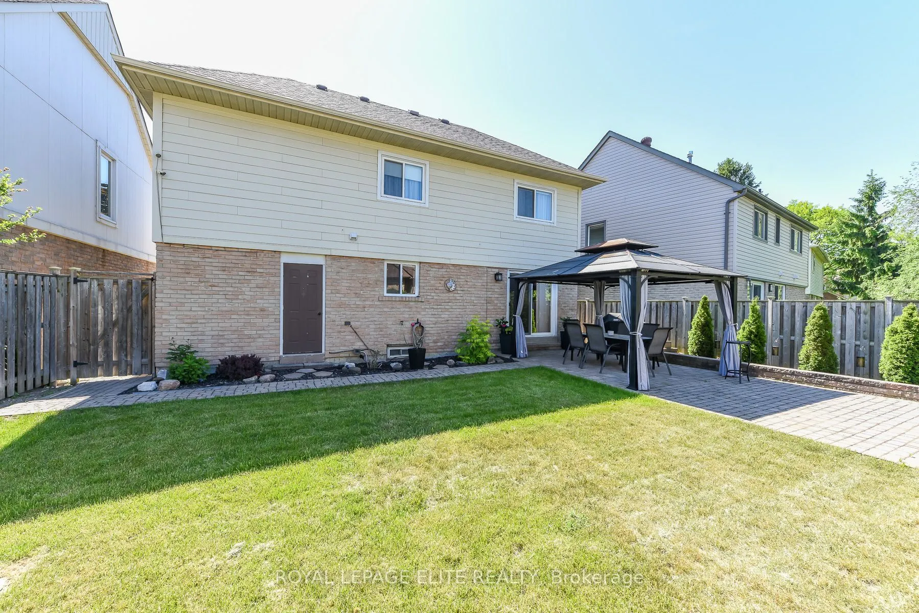 67 ELMBROOK Crescent E