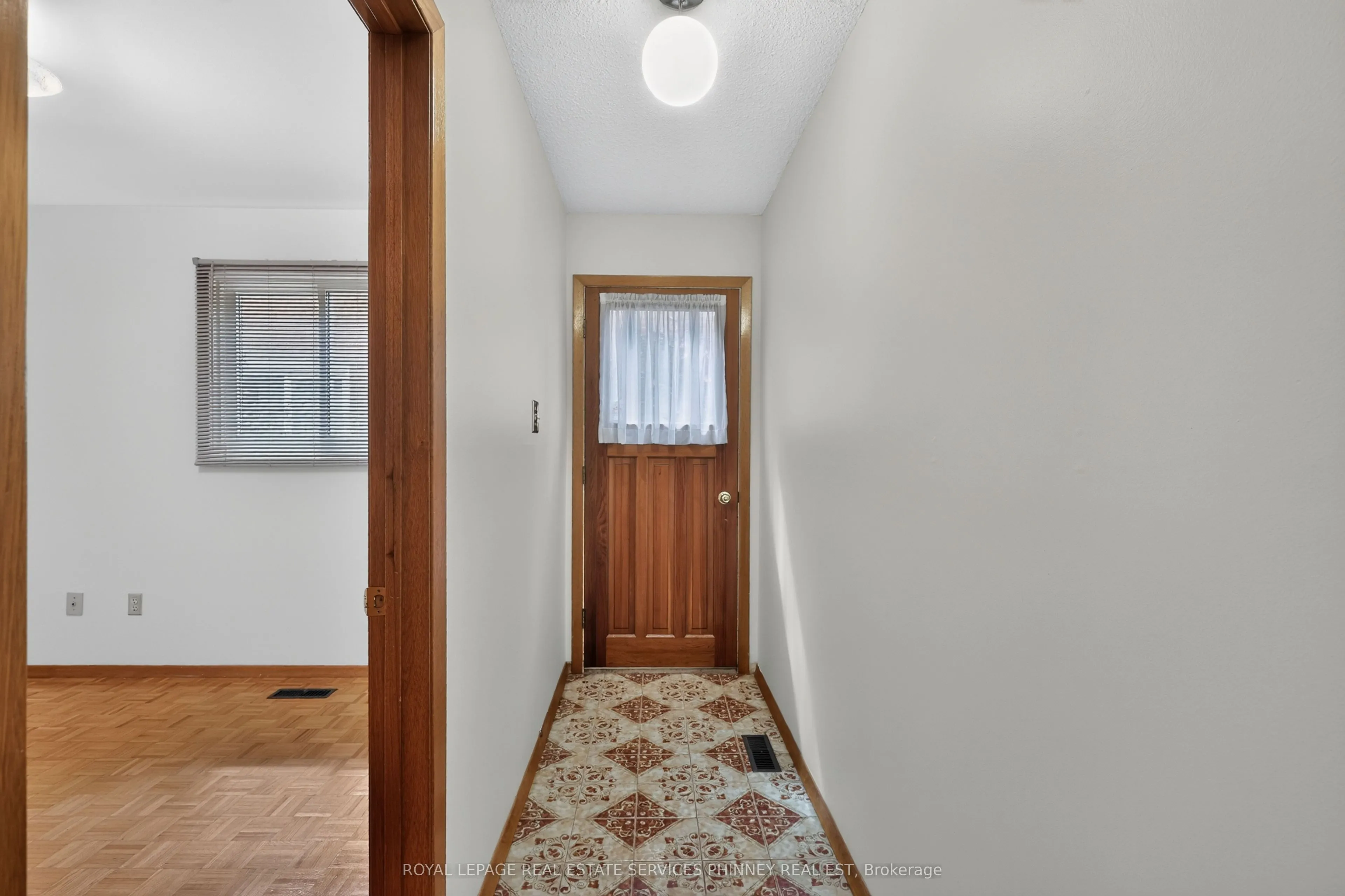 1633 Warren Drive