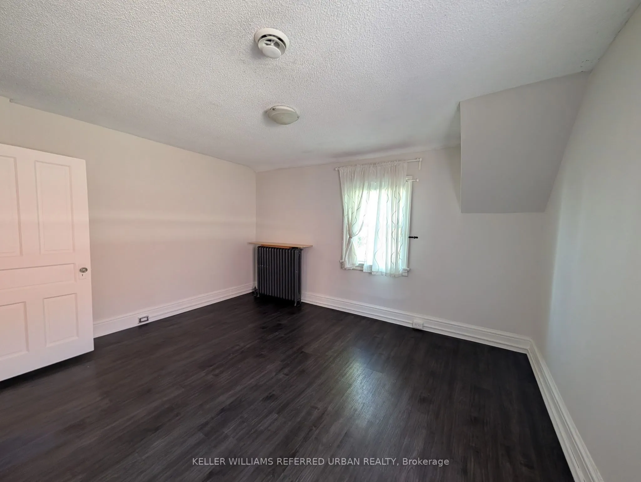 591 Jane Street #Upper