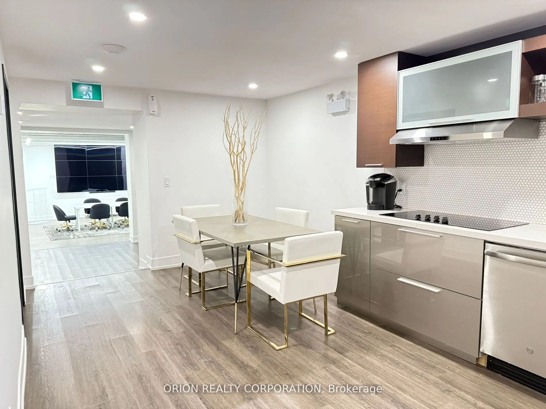 1149 Lakeshore Road E #BSMT