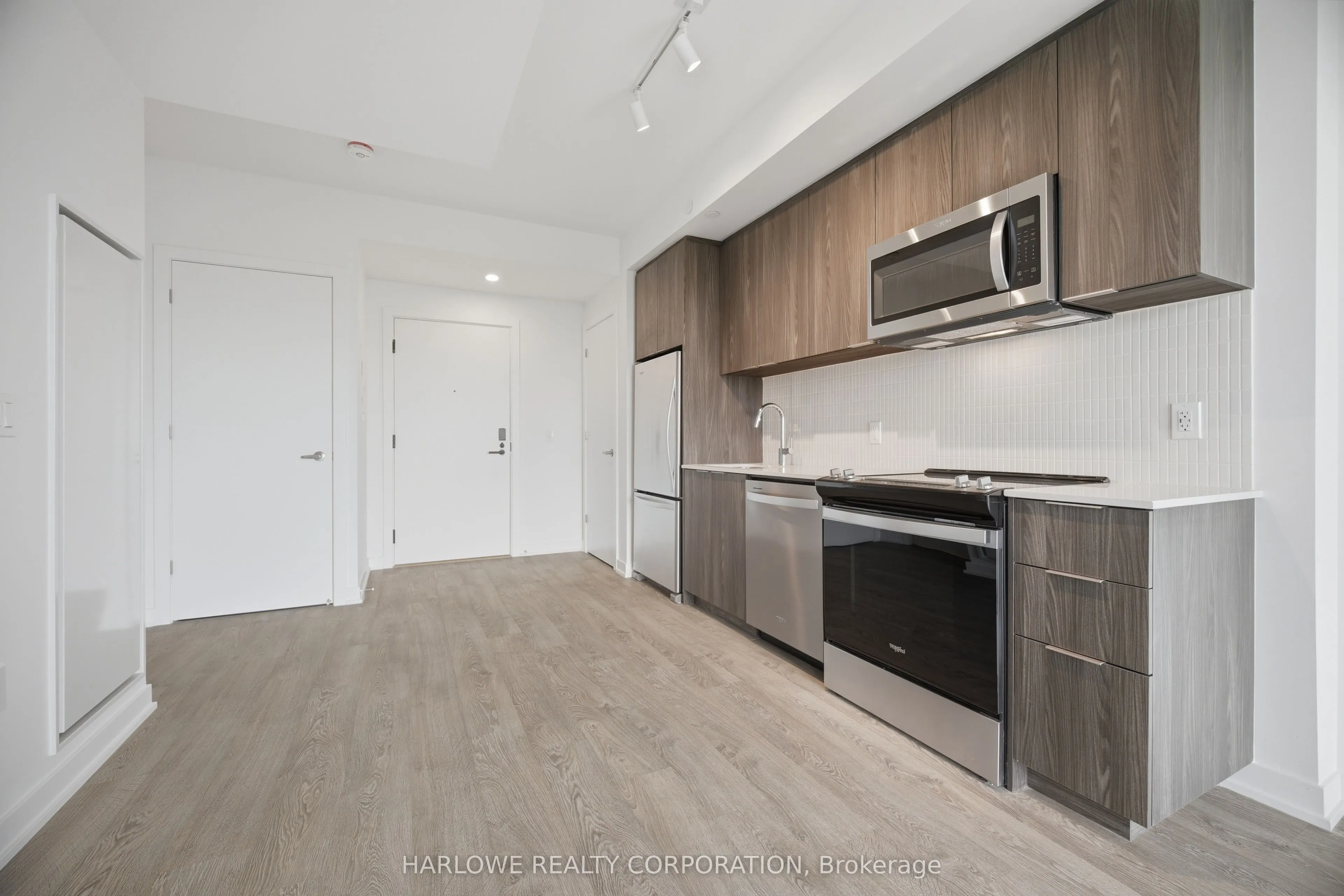740 Whitlock Avenue #617