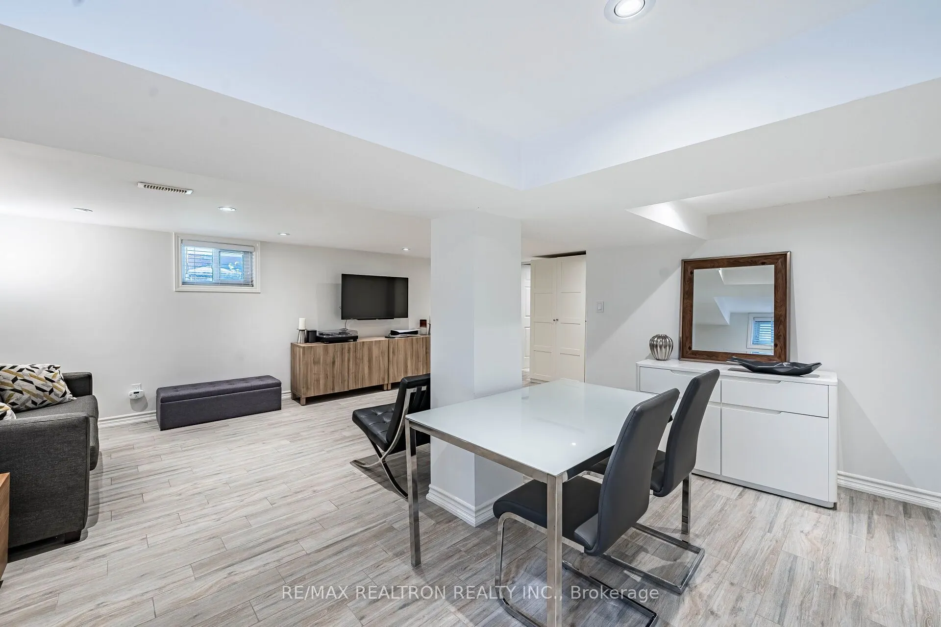 9 Ingleside Drive