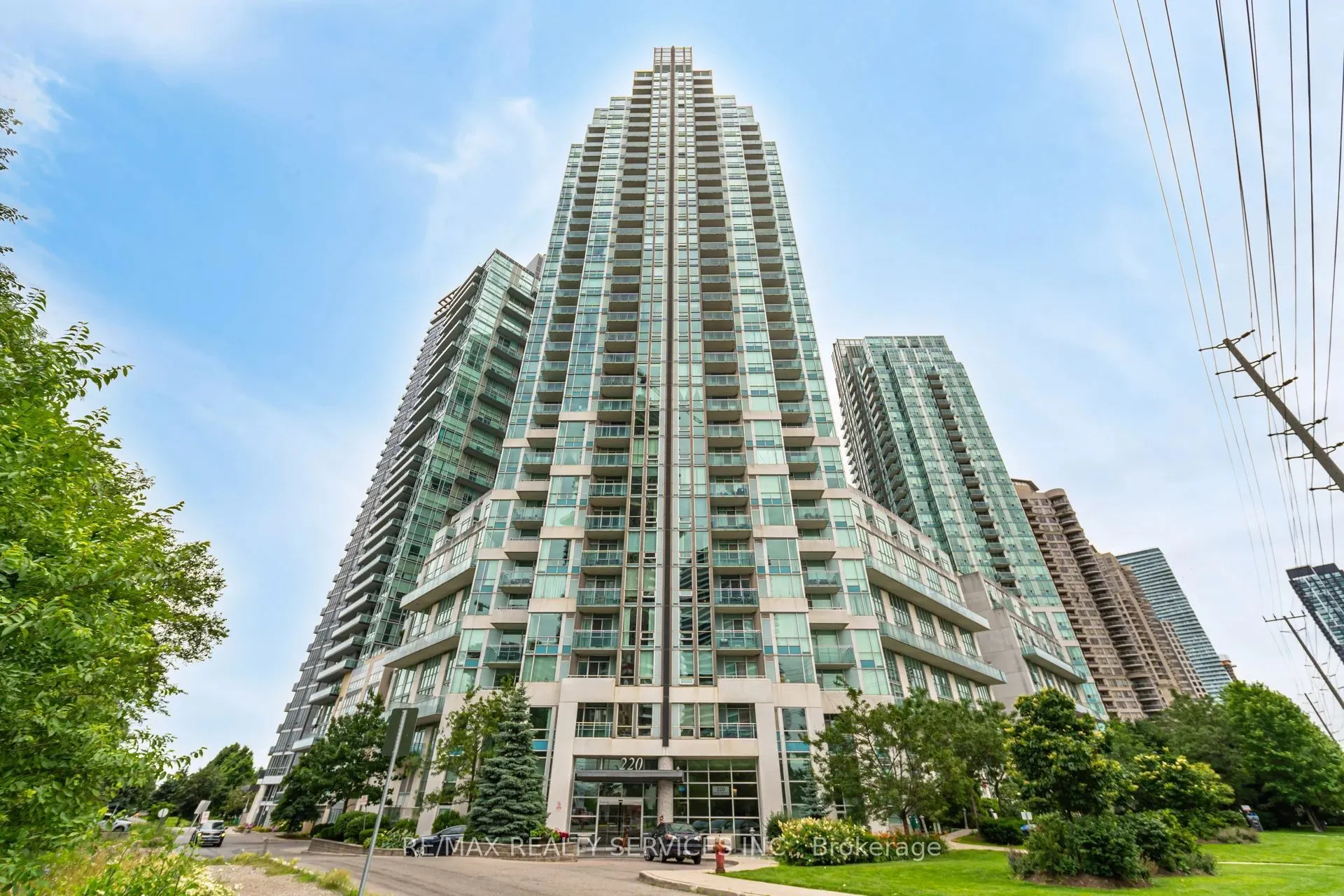 220 Burnhamthorpe Road W #2008