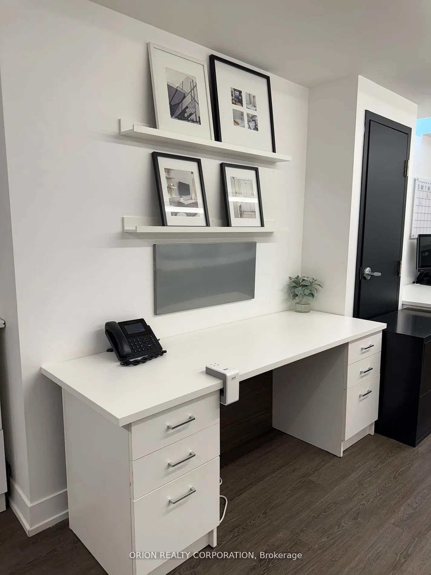 1149 Lakeshore Road E #L1