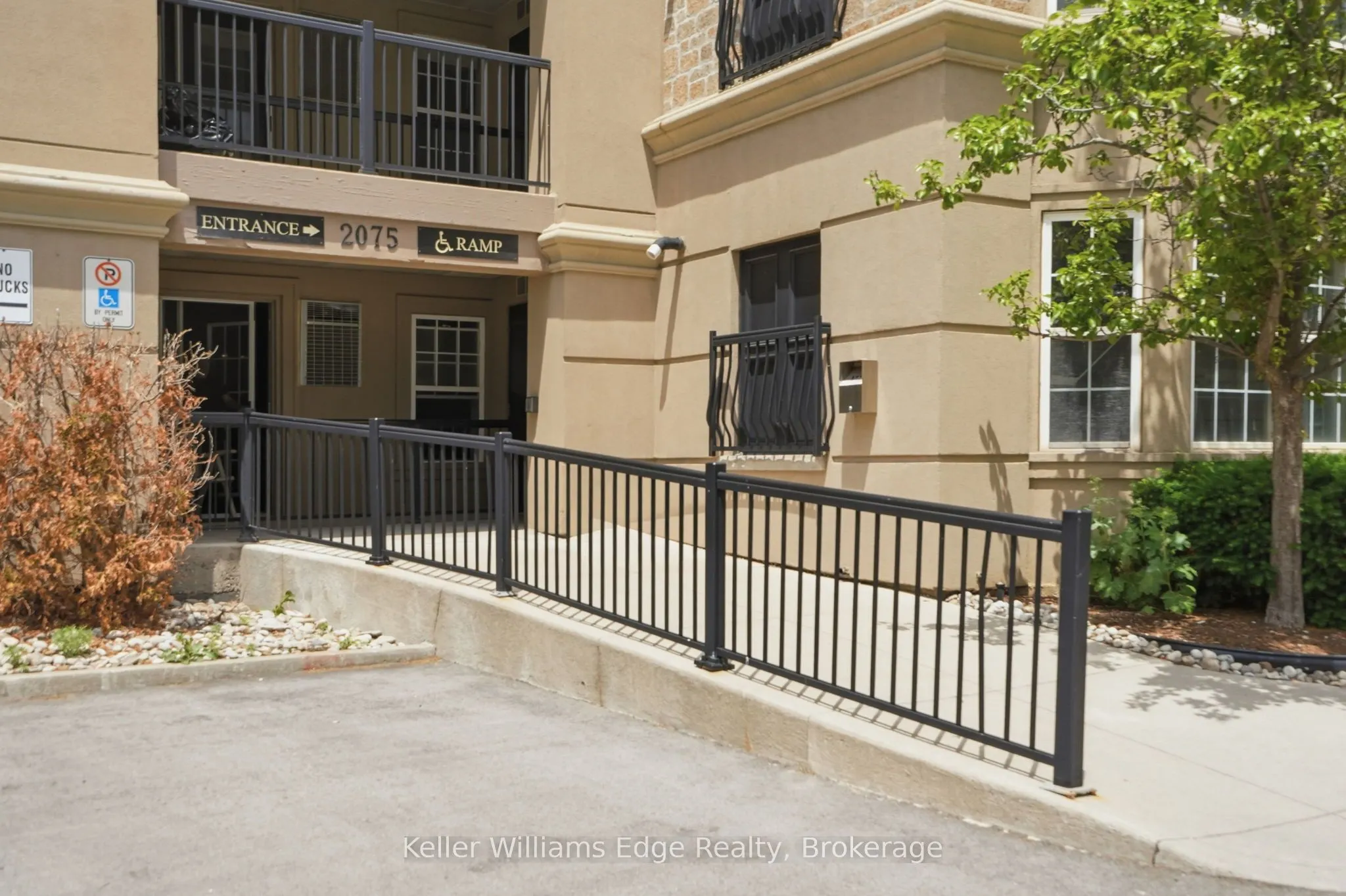 2075 Appleby Line #406