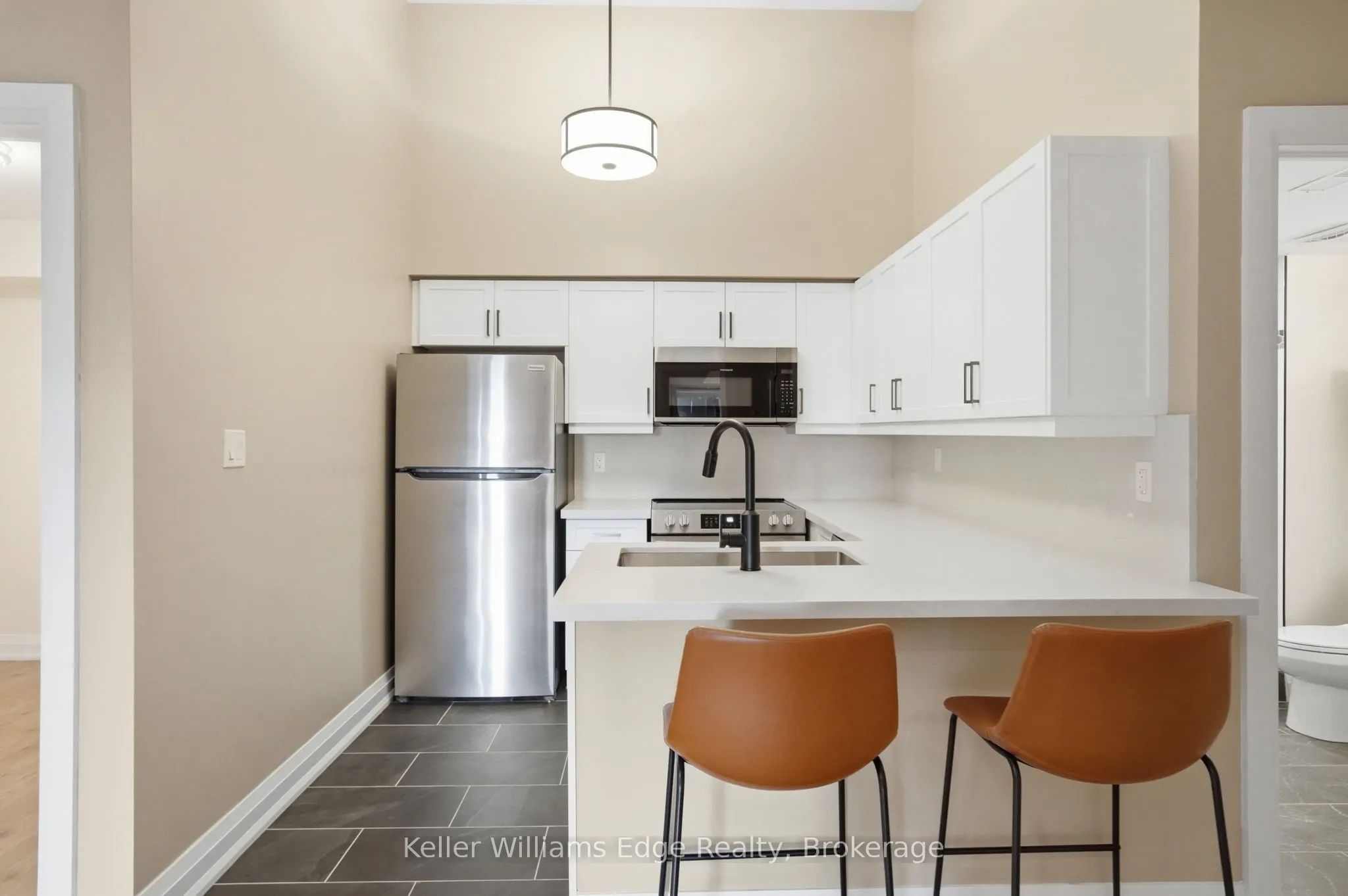 2075 Appleby Line #406