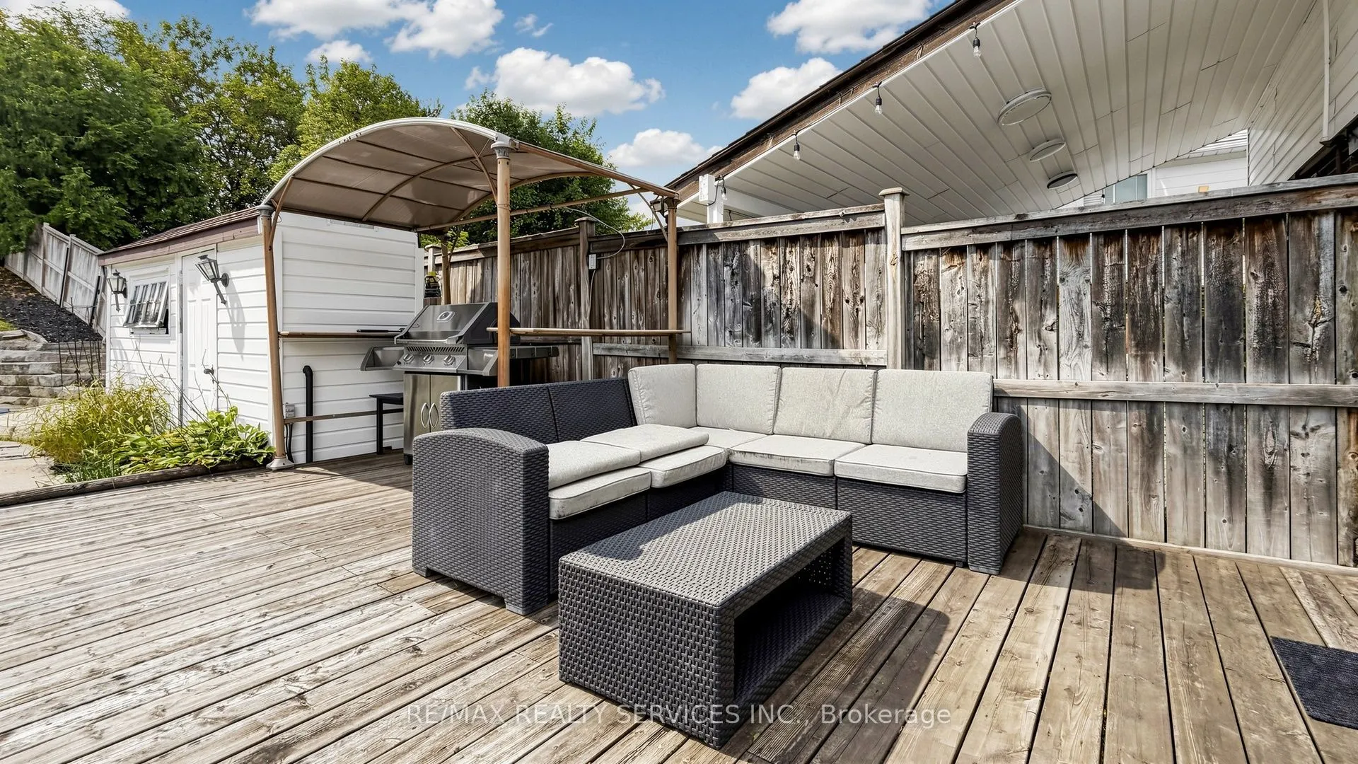 716 Eaglemount Crescent