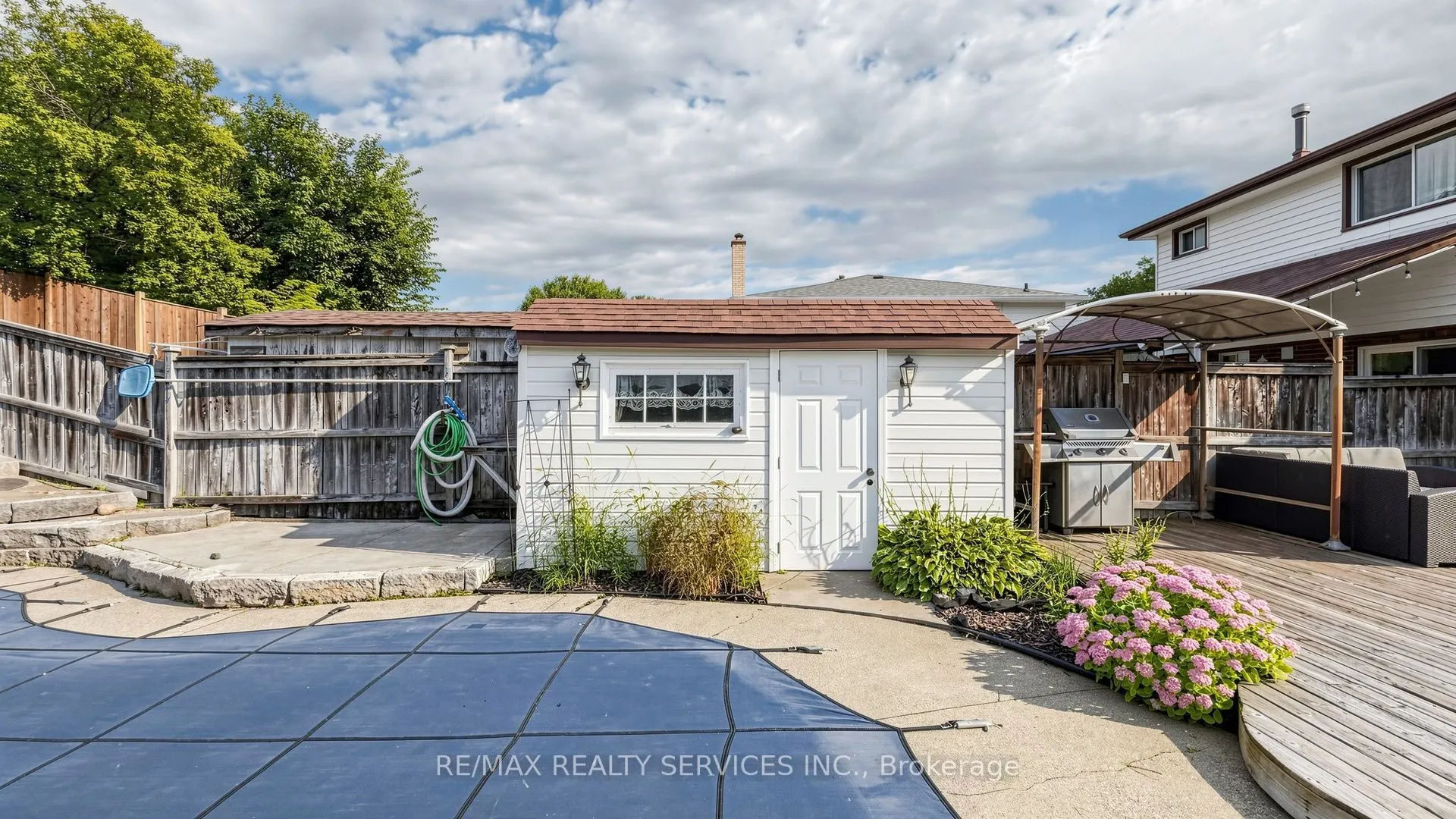 716 Eaglemount Crescent