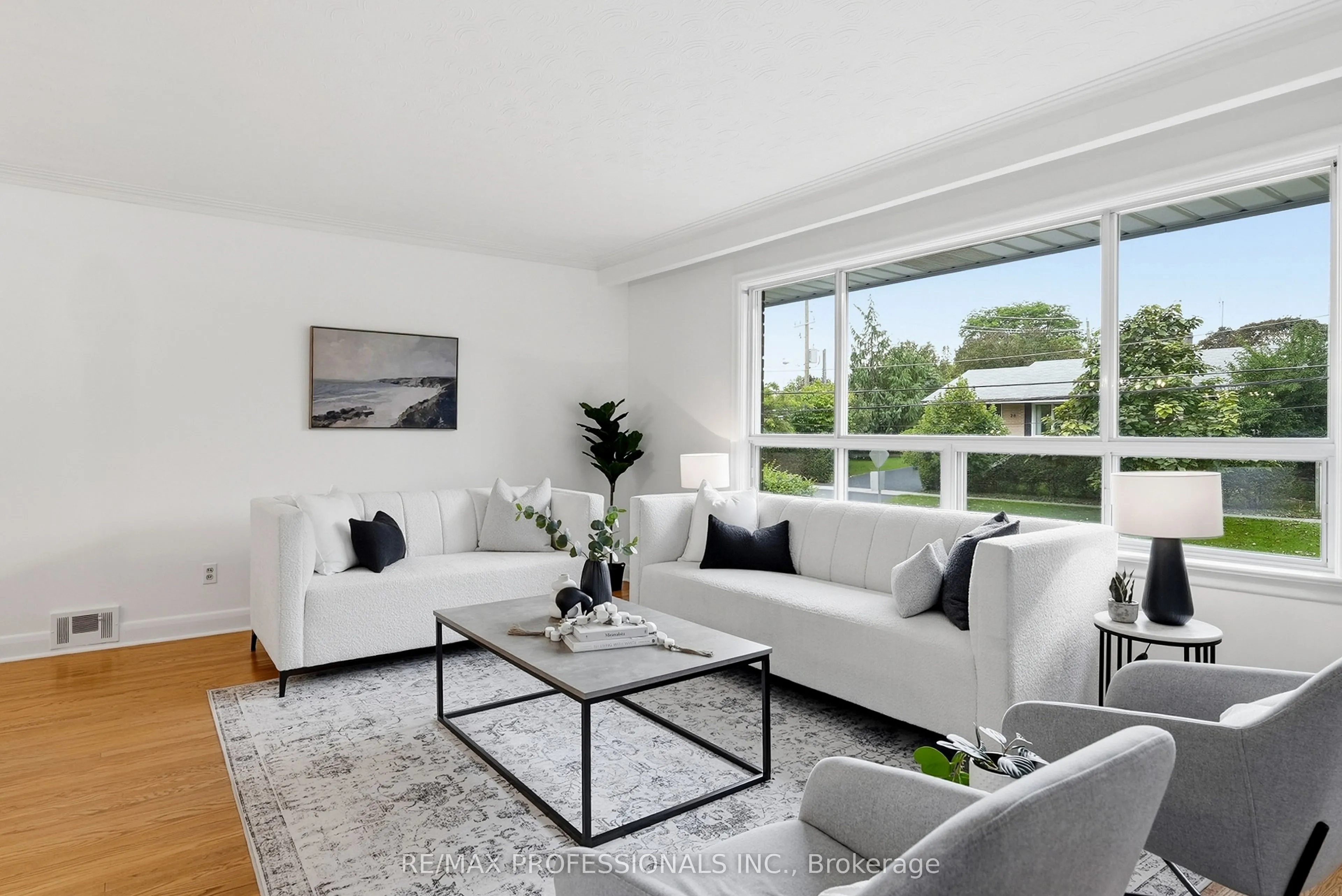 45 Fernalroy Boulevard