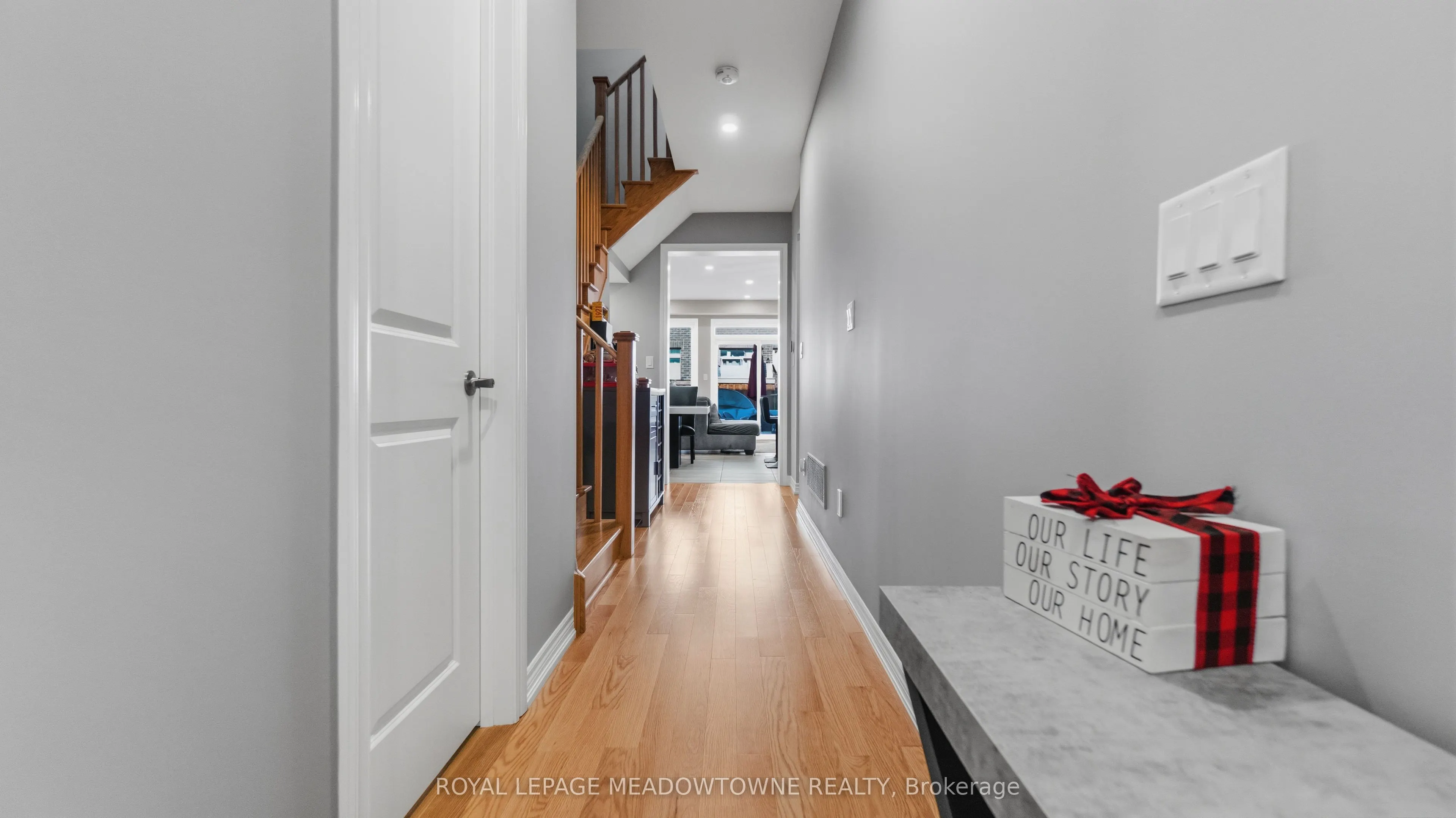8 Angelfish Road