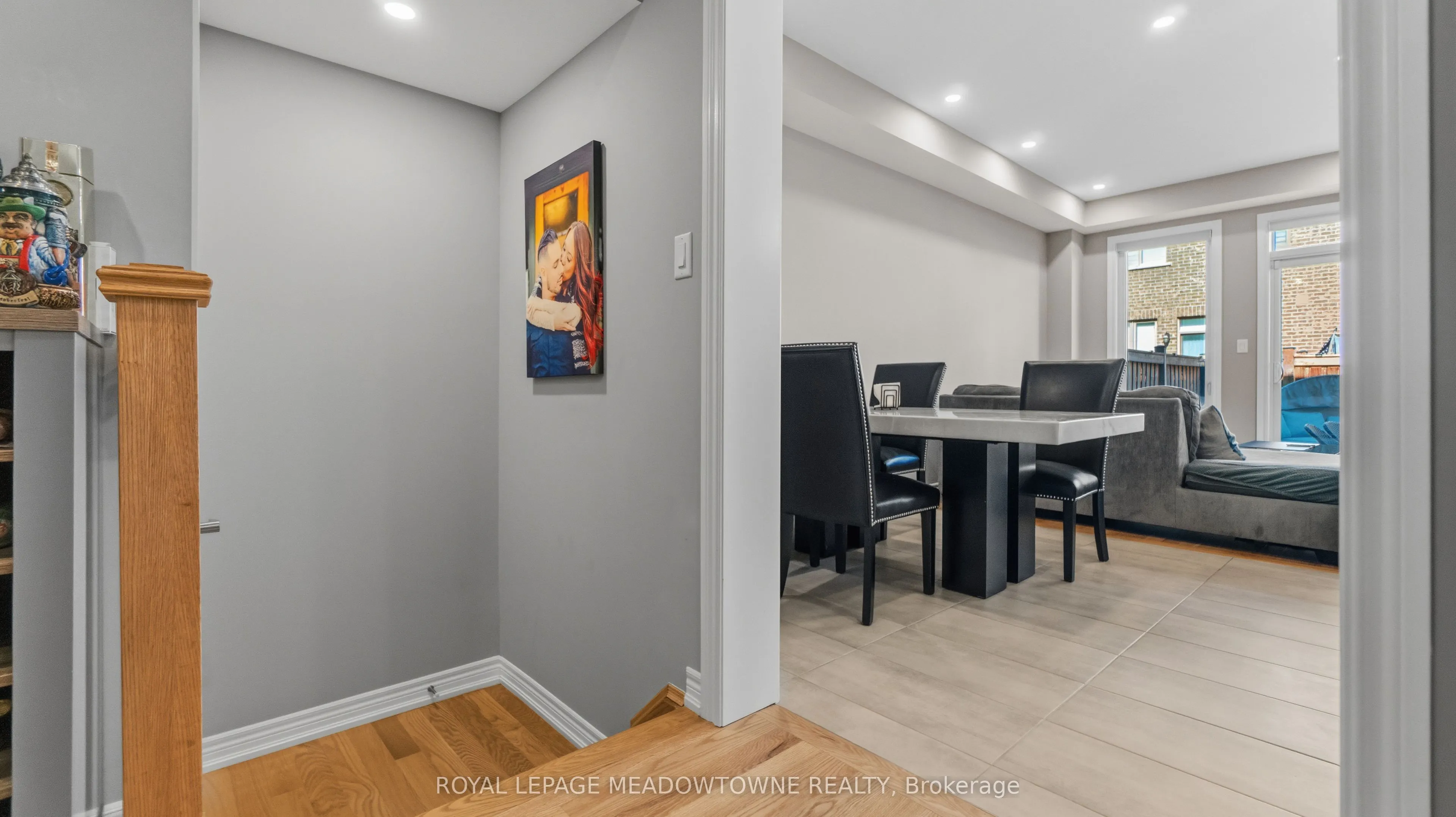 8 Angelfish Road