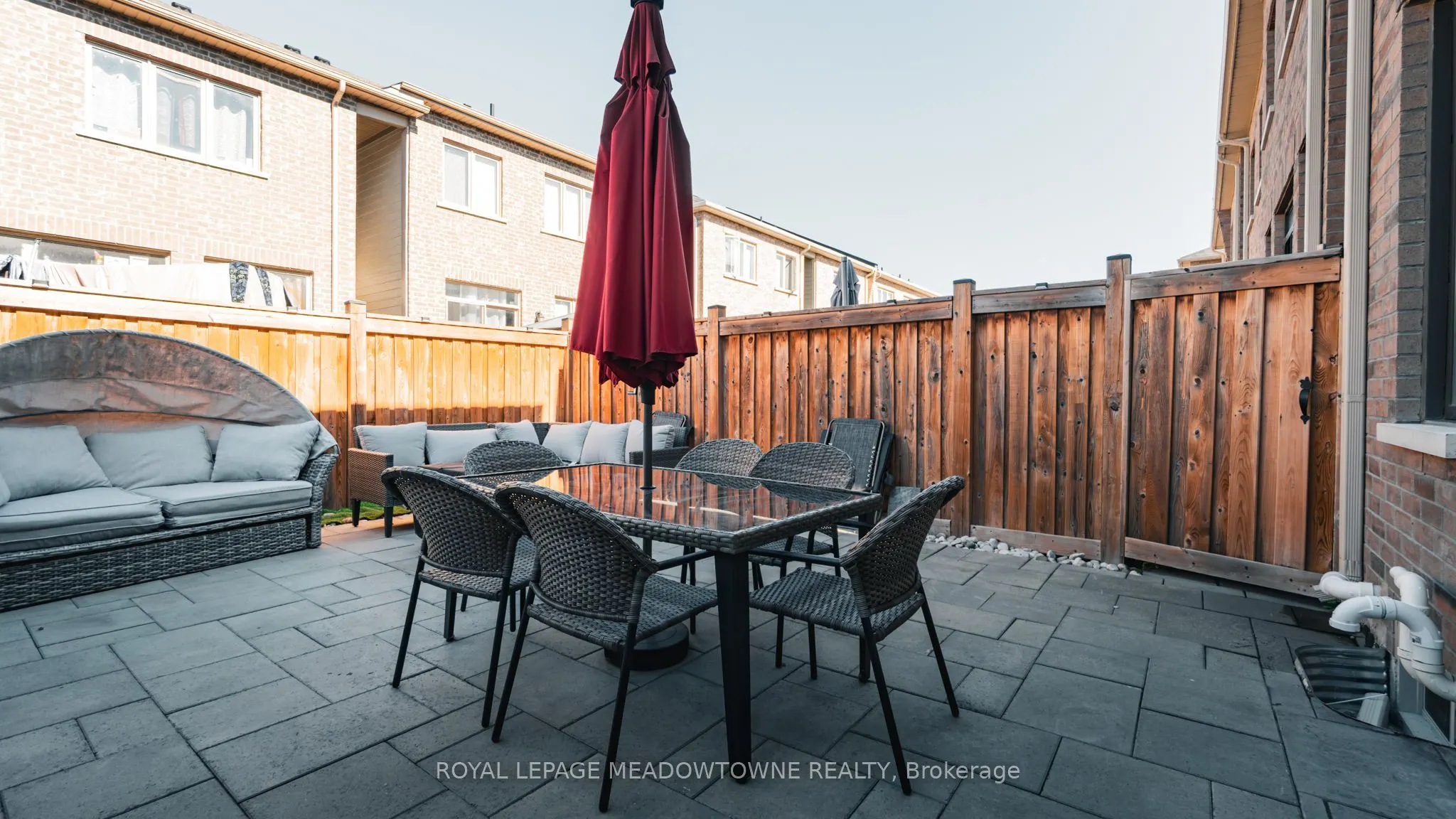 8 Angelfish Road