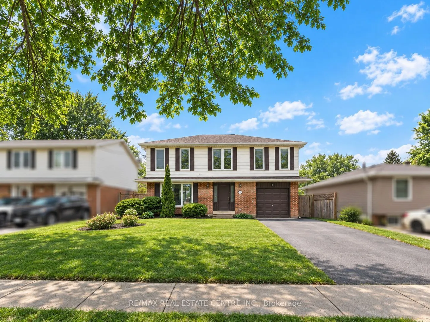 112 Mountainview Road S #Upper Level
