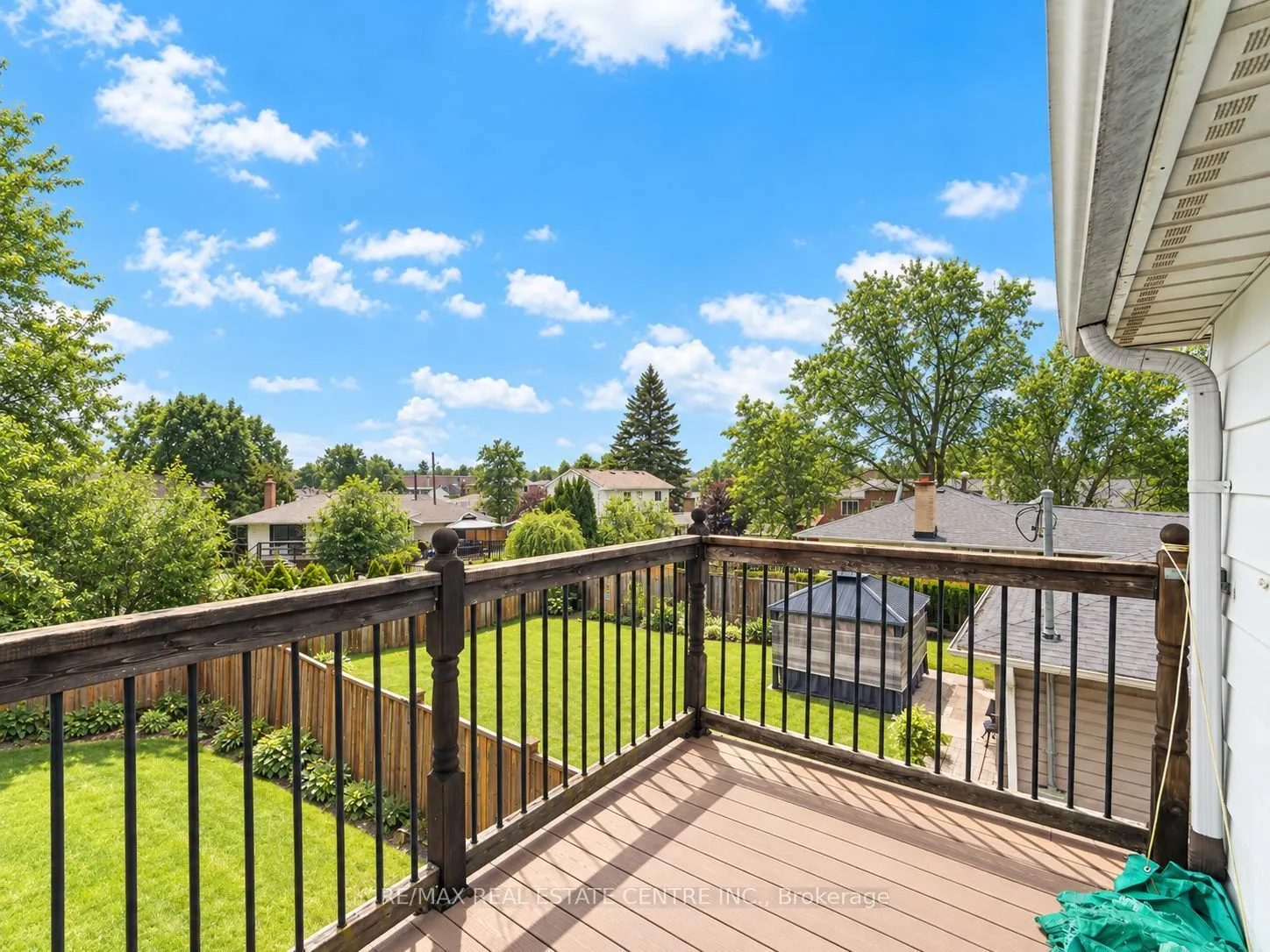112 Mountainview Road S #Upper Level