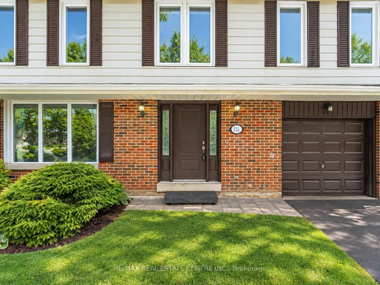 112 Mountainview Road S #Upper Level