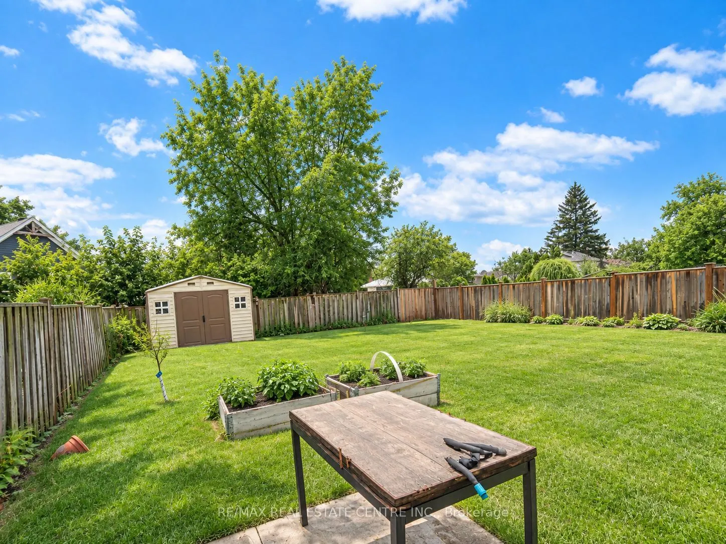 112 Mountainview Road S #Upper Level