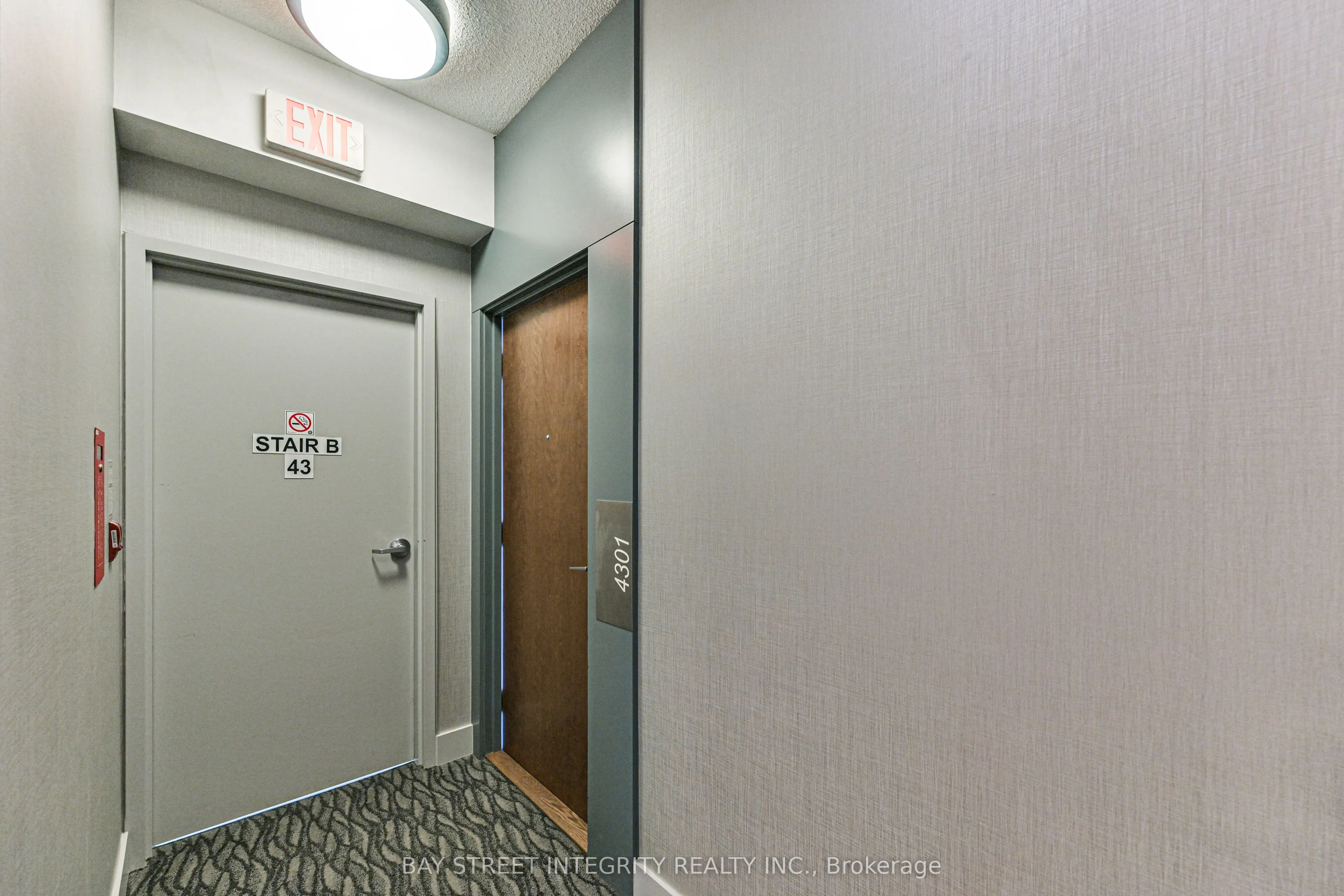 2220 Lakeshore Boulevard W #4301