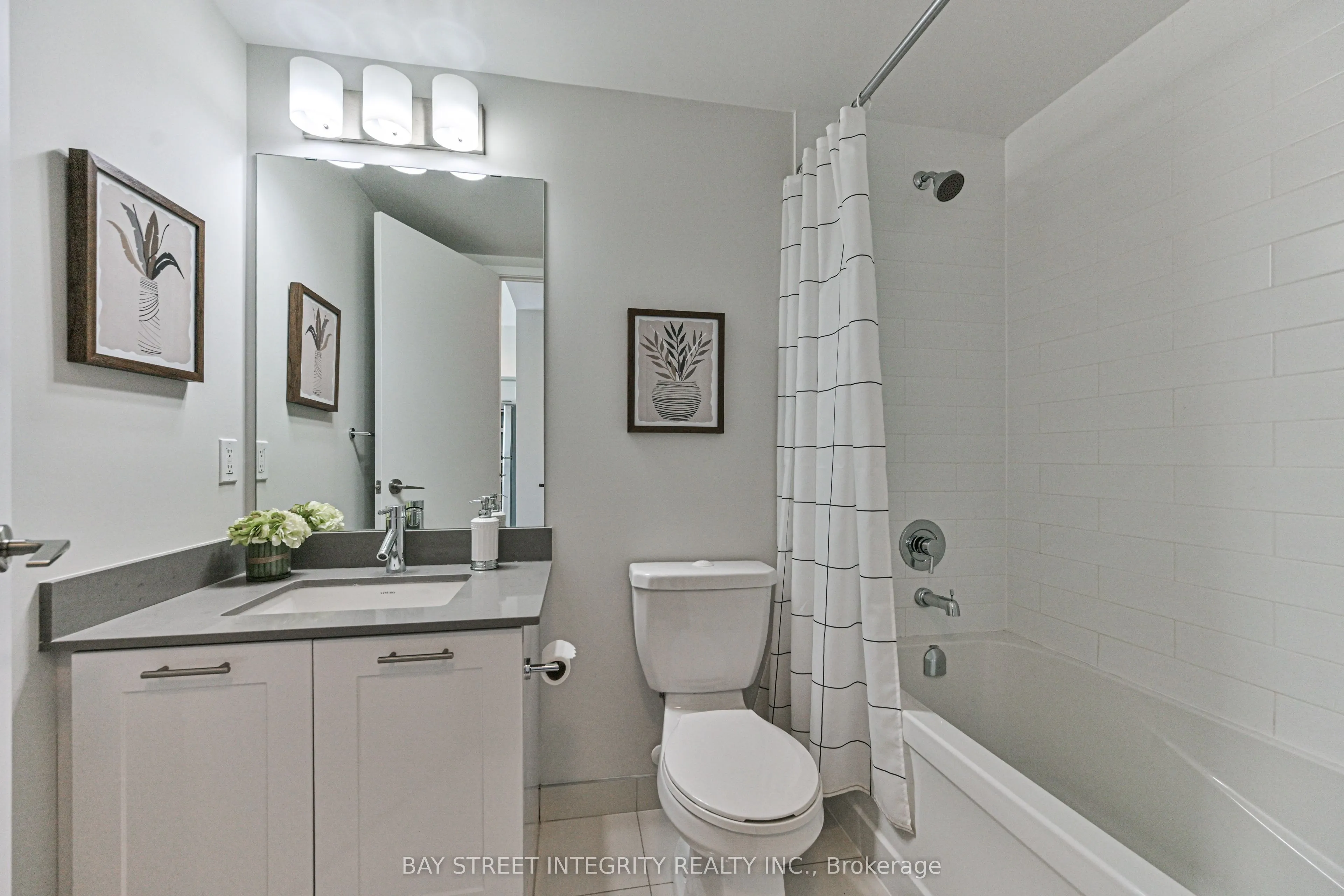 2220 Lakeshore Boulevard W #4301