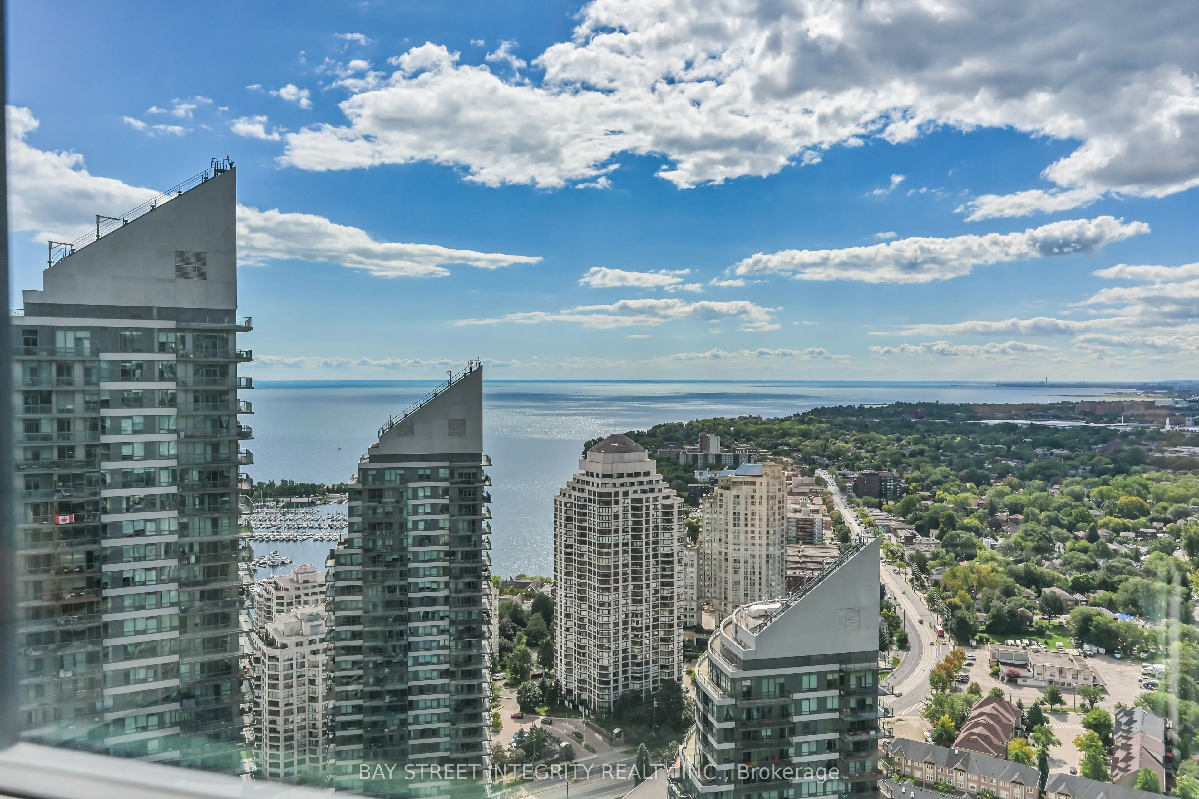 2220 Lakeshore Boulevard W #4301