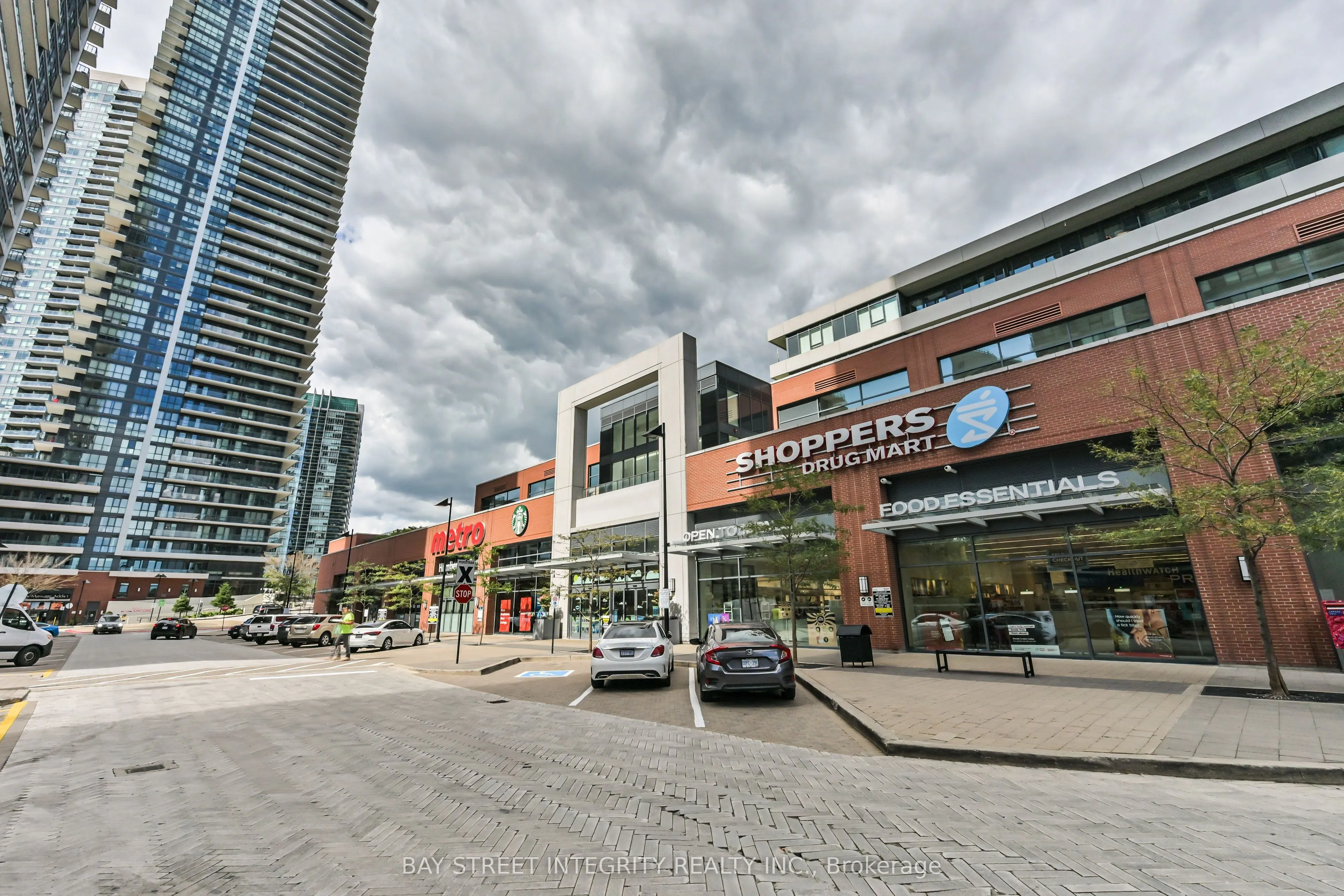 2220 Lakeshore Boulevard W #4301