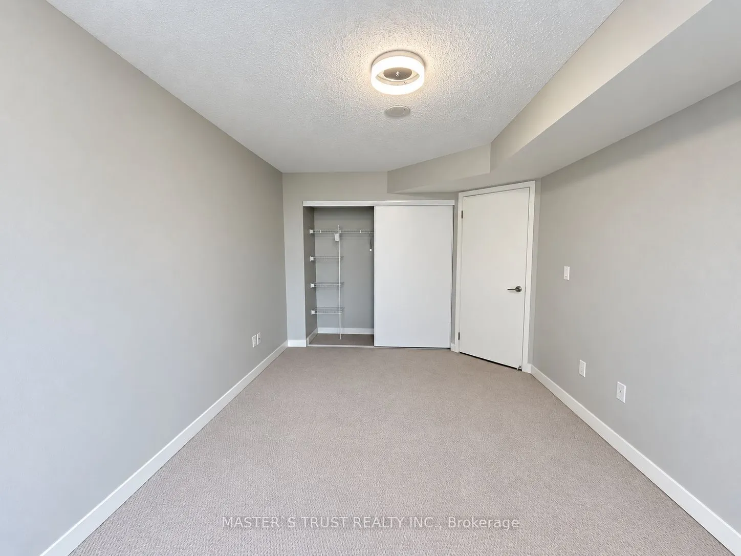 812 Lansdowne Avenue #302