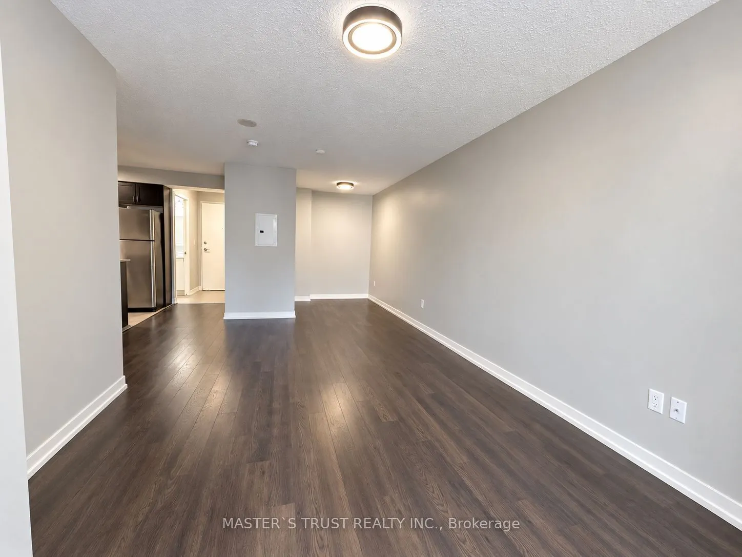 812 Lansdowne Avenue #302