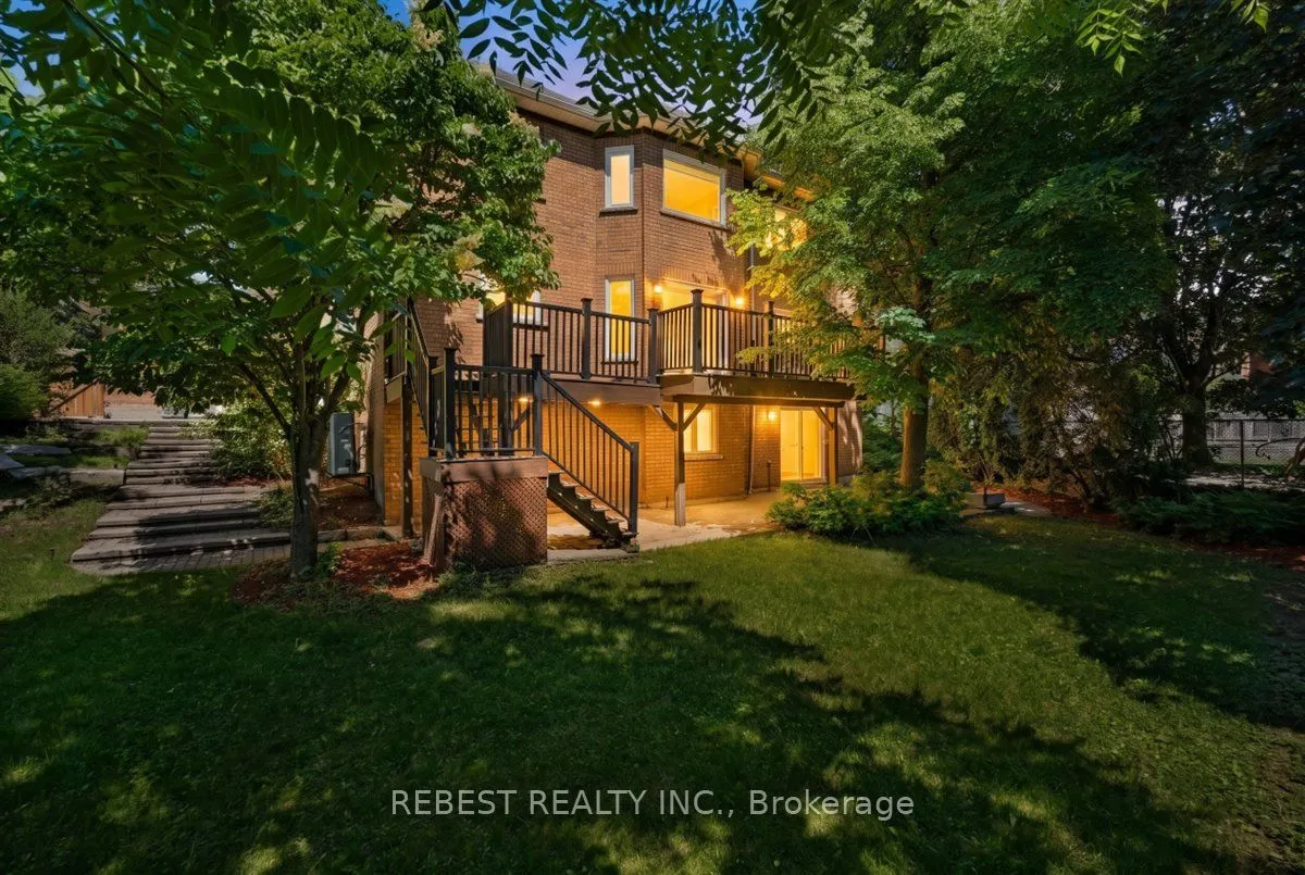 5090 Mississauga Road