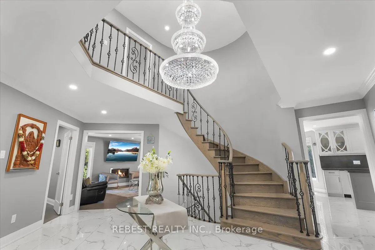 5090 Mississauga Road