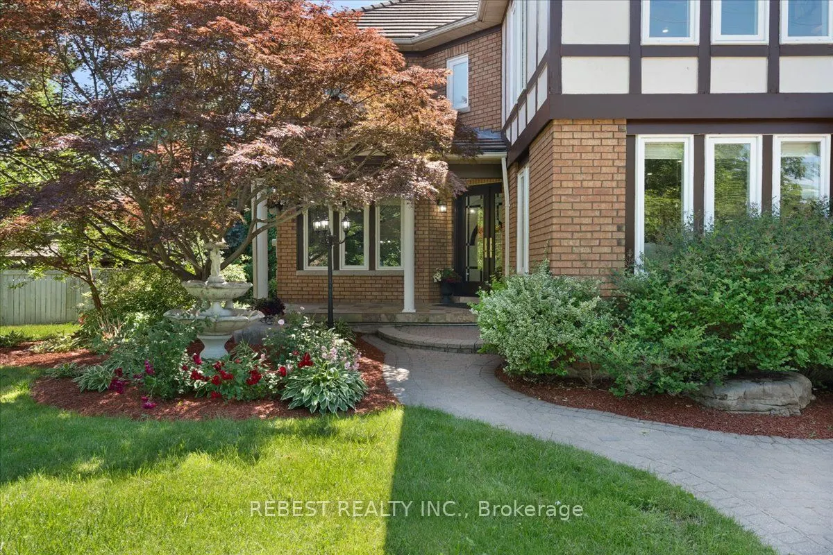 5090 Mississauga Road