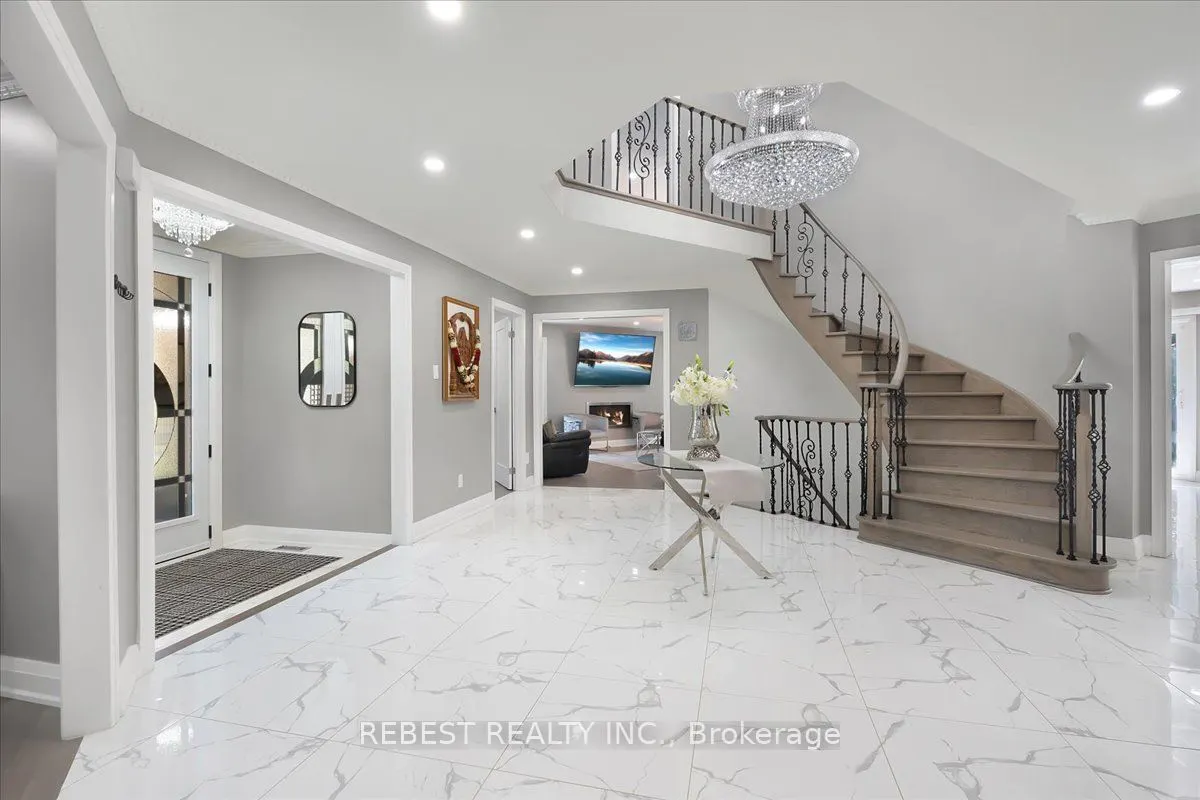 5090 Mississauga Road