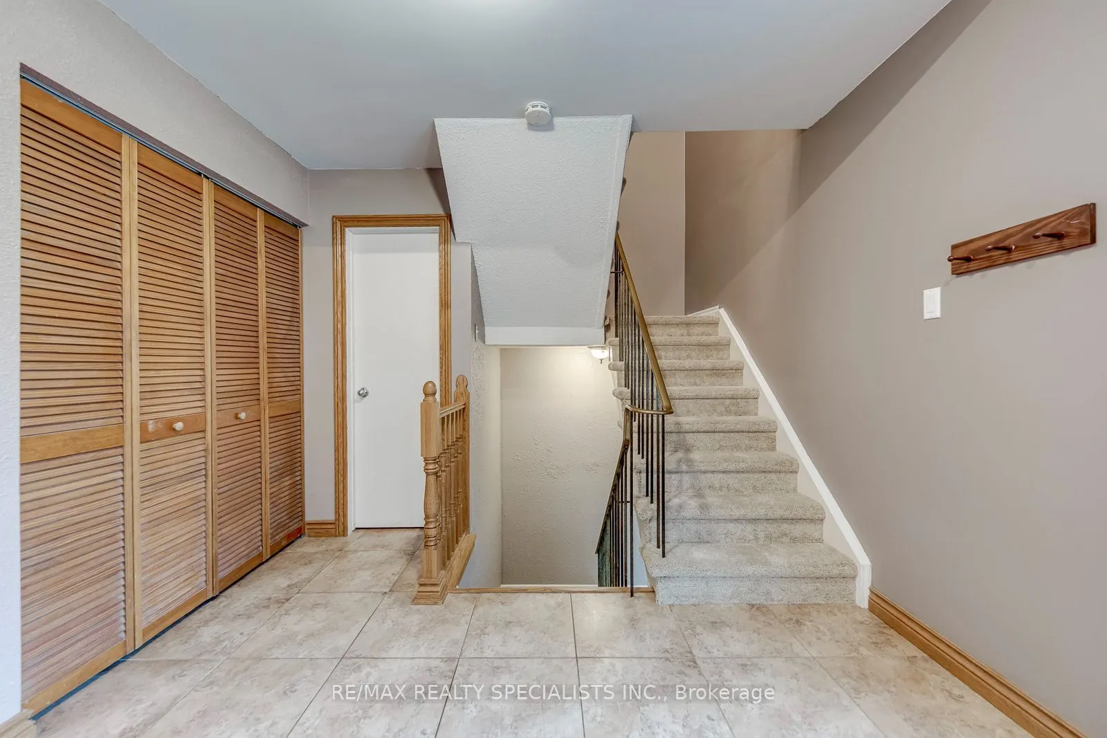 4089 BARBICAN Drive