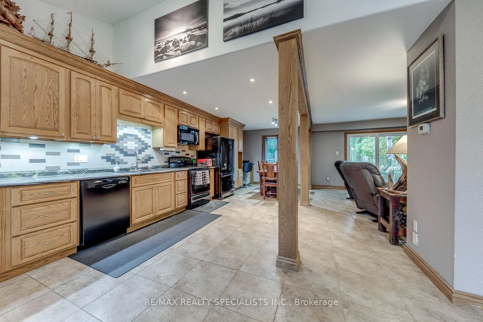 4089 BARBICAN Drive