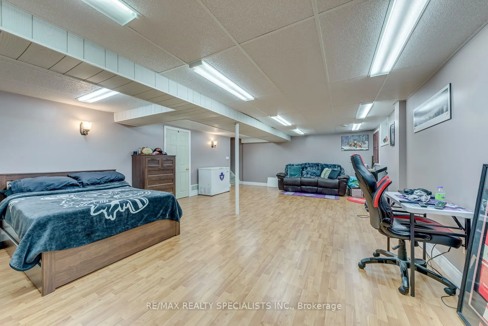 4089 BARBICAN Drive