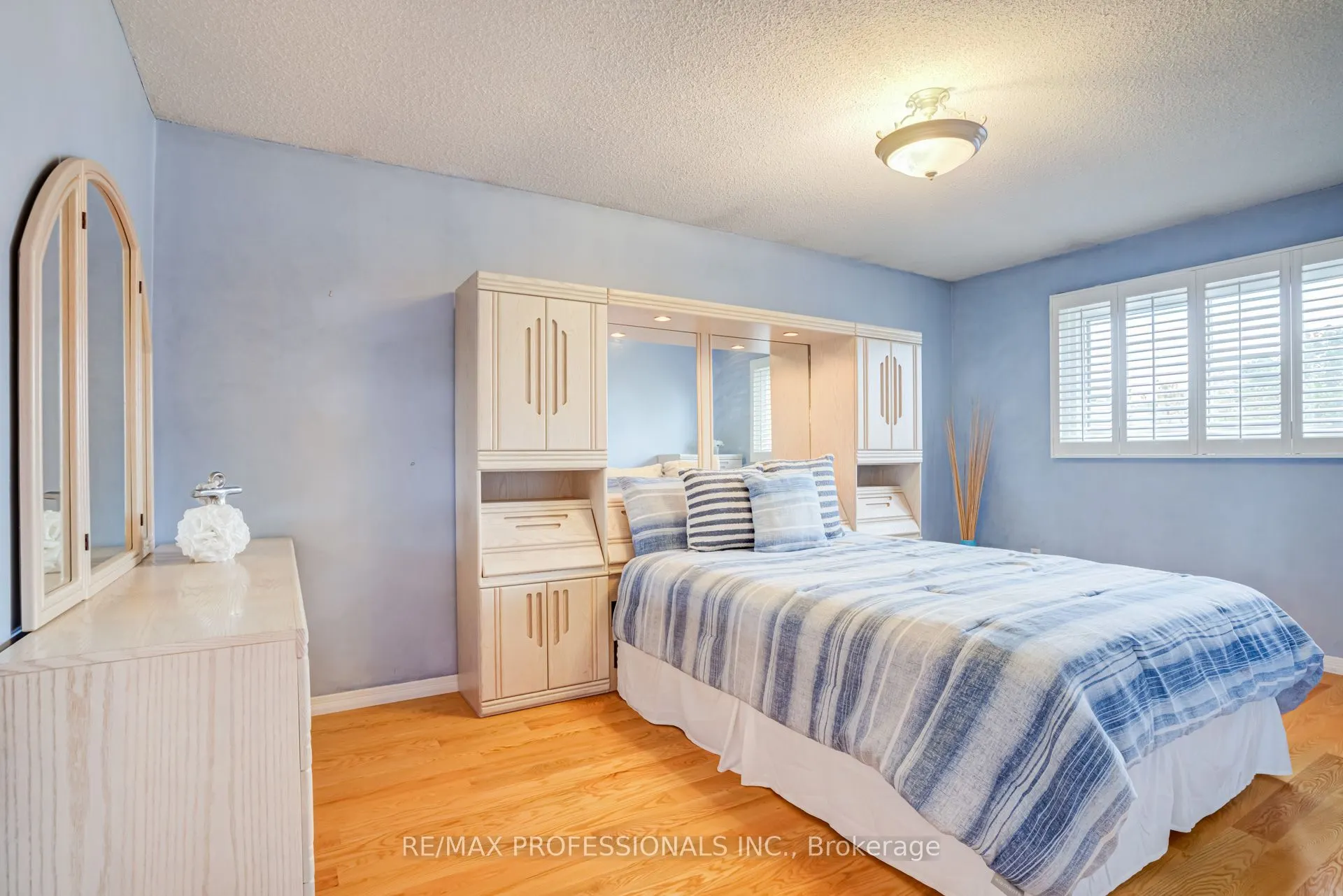 4357 Poltava Crescent