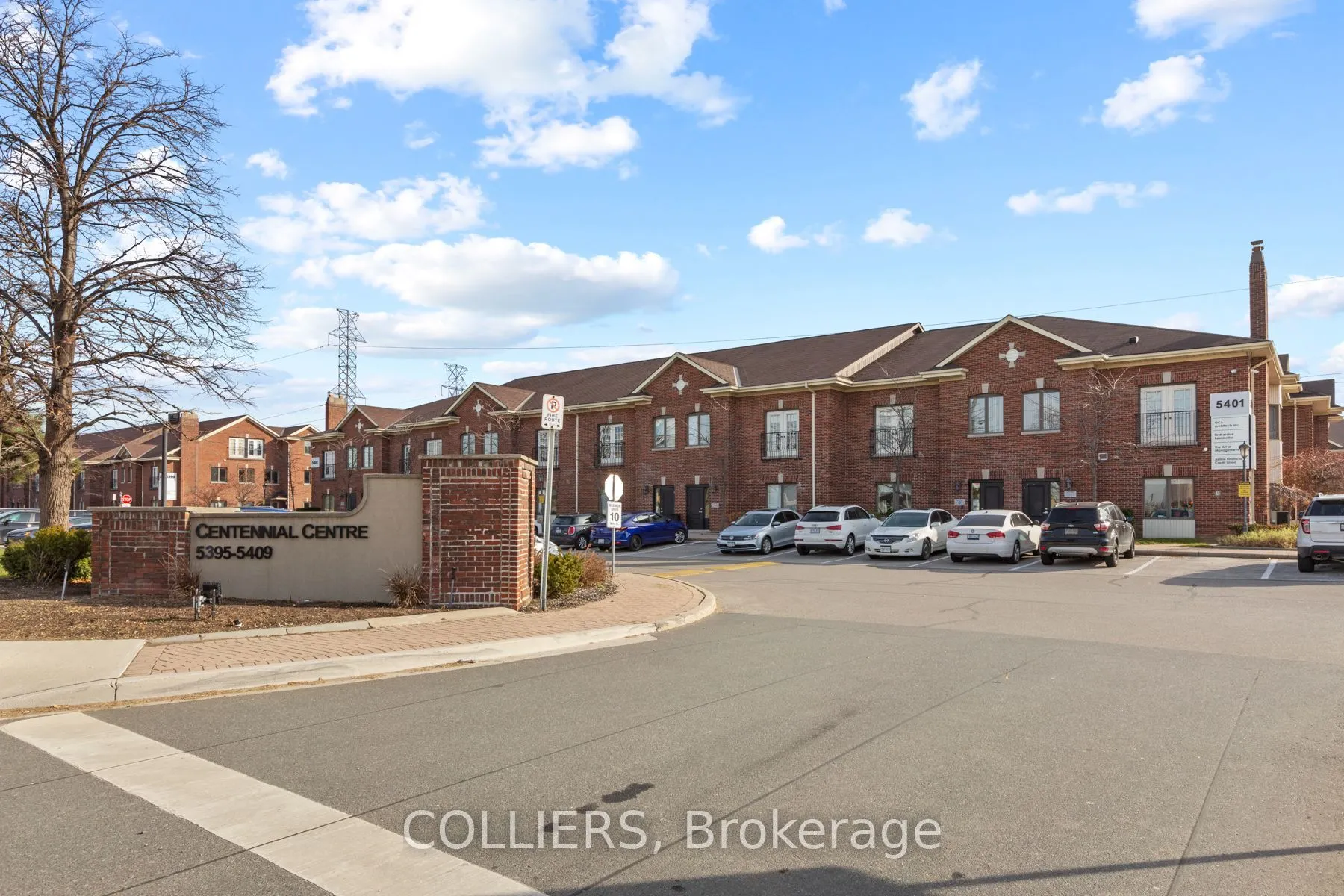 5405 Eglinton Avenue W #203