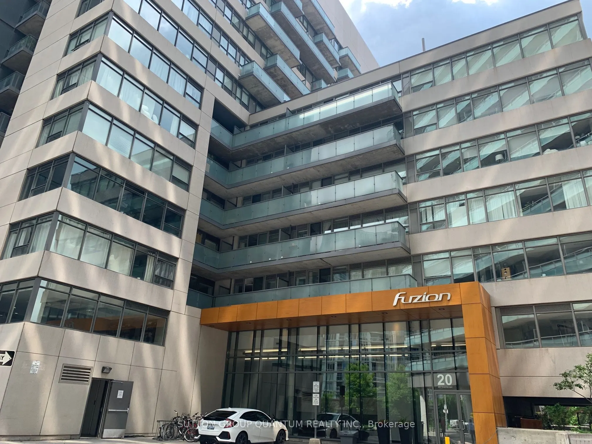 20 Joe Shuster Way #406