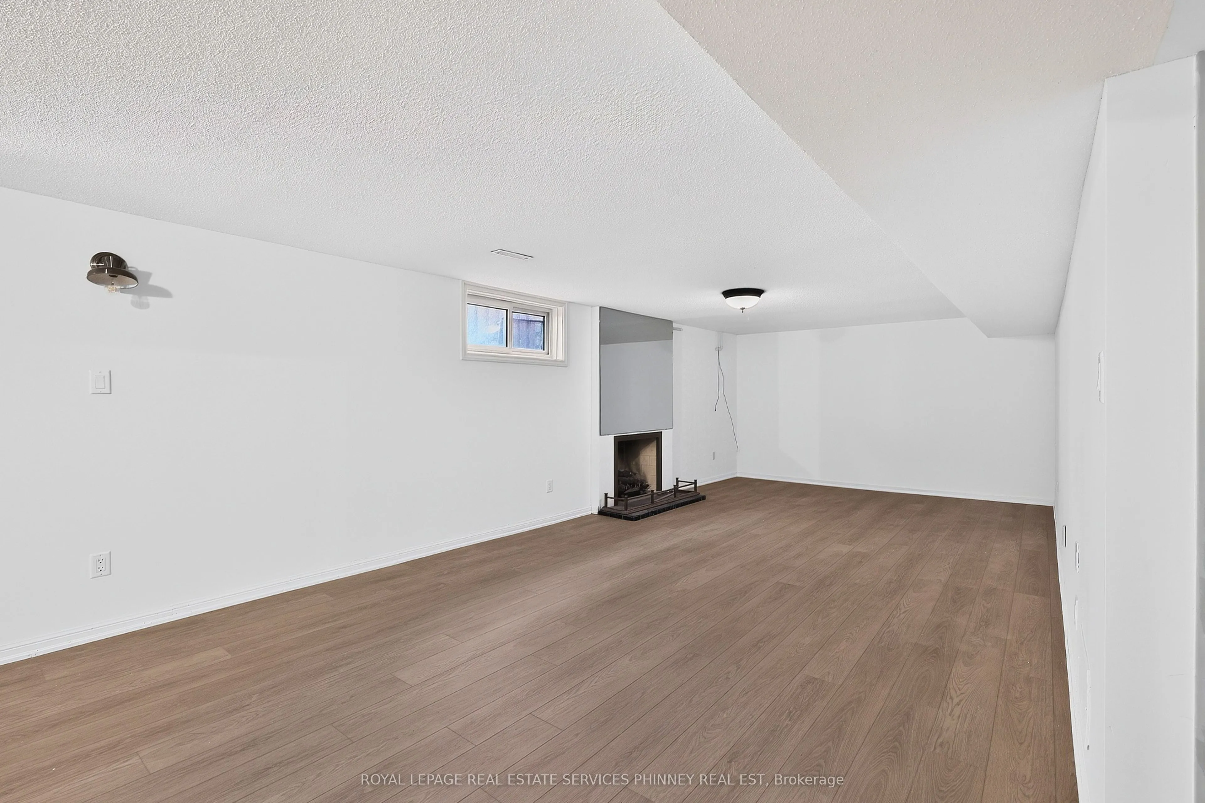1682 Medallion Court