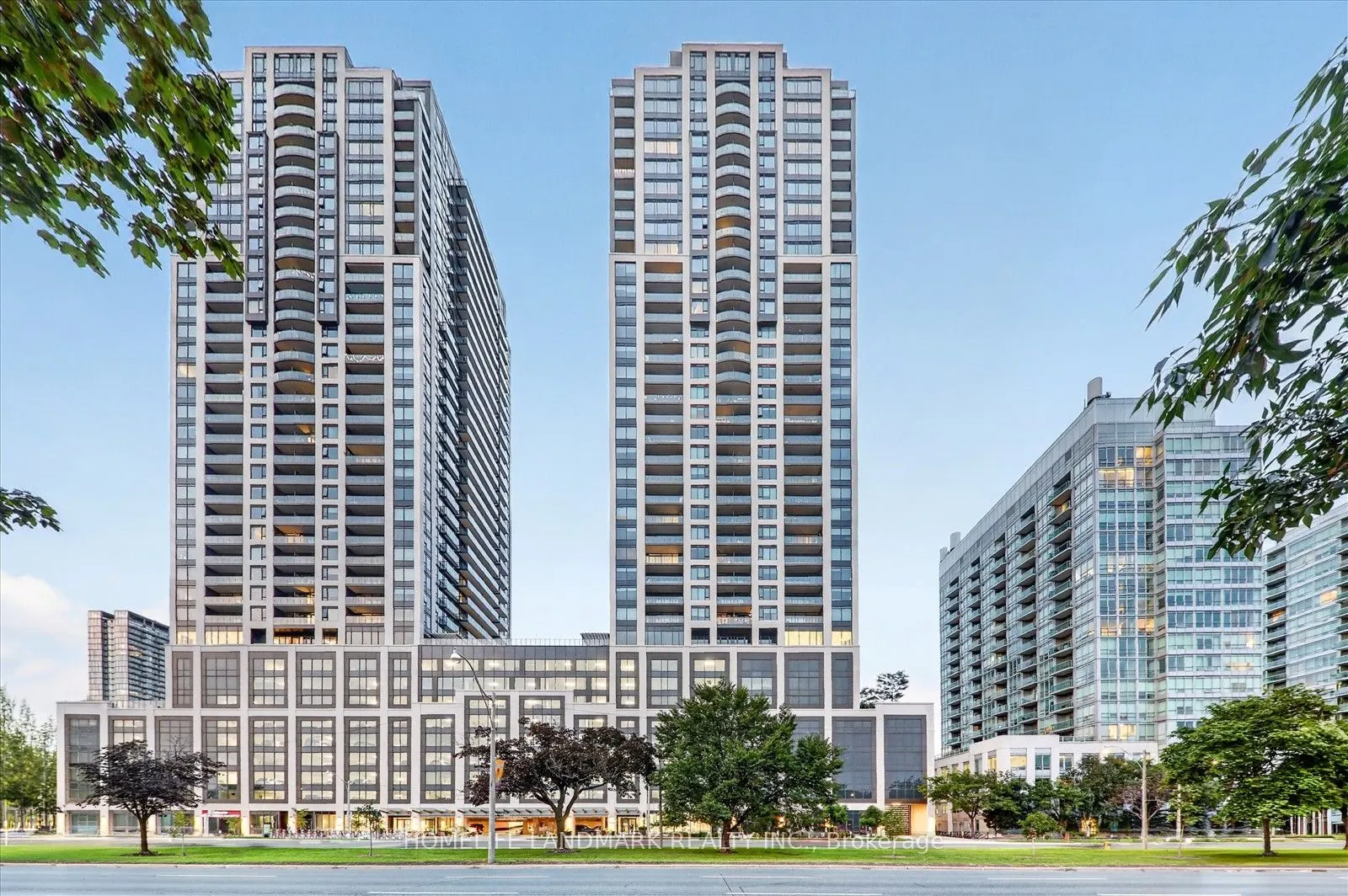 1926 Lakeshore Boulevard W #2505