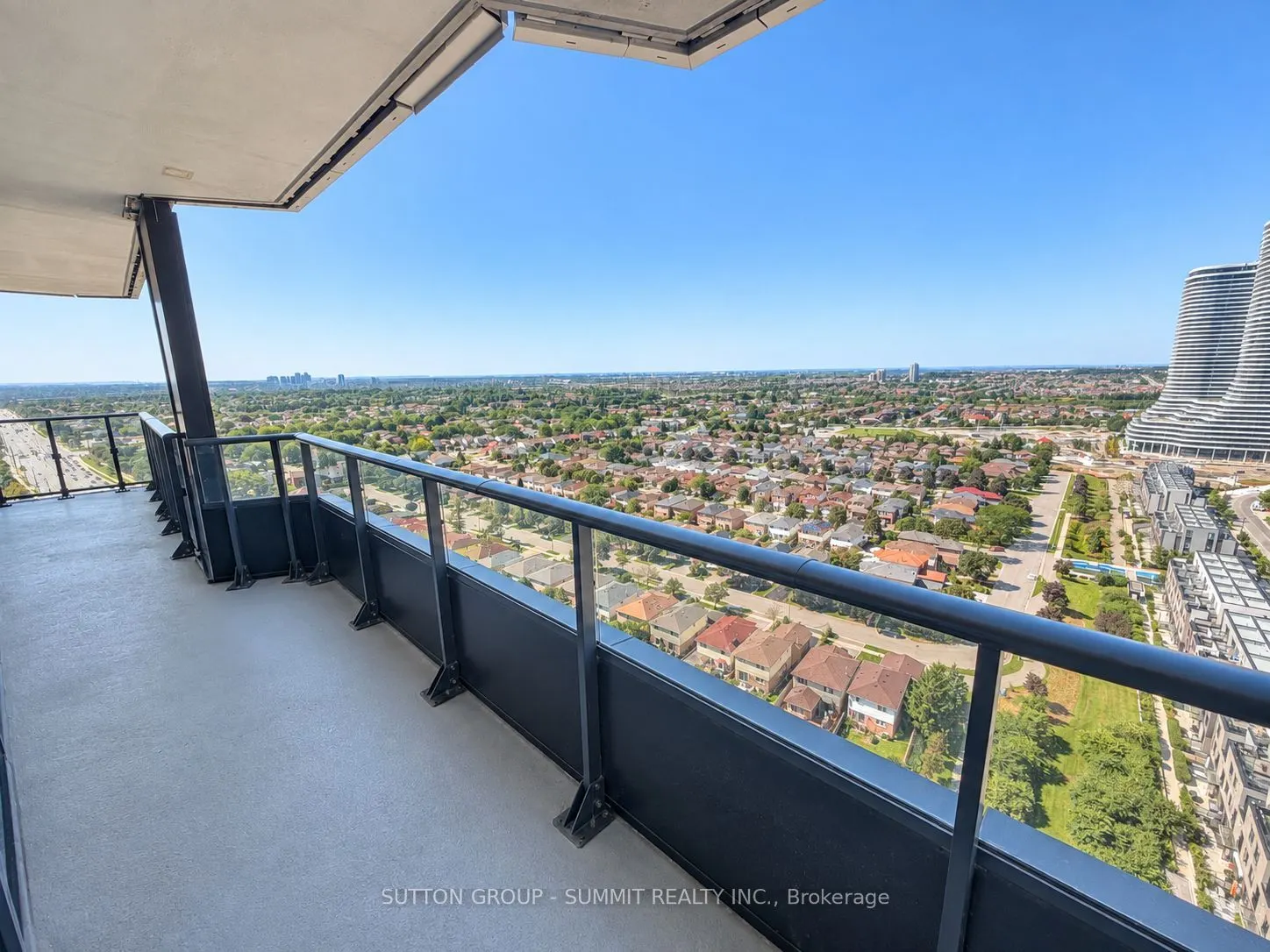 448 Burnhamthorpe Road W #1402