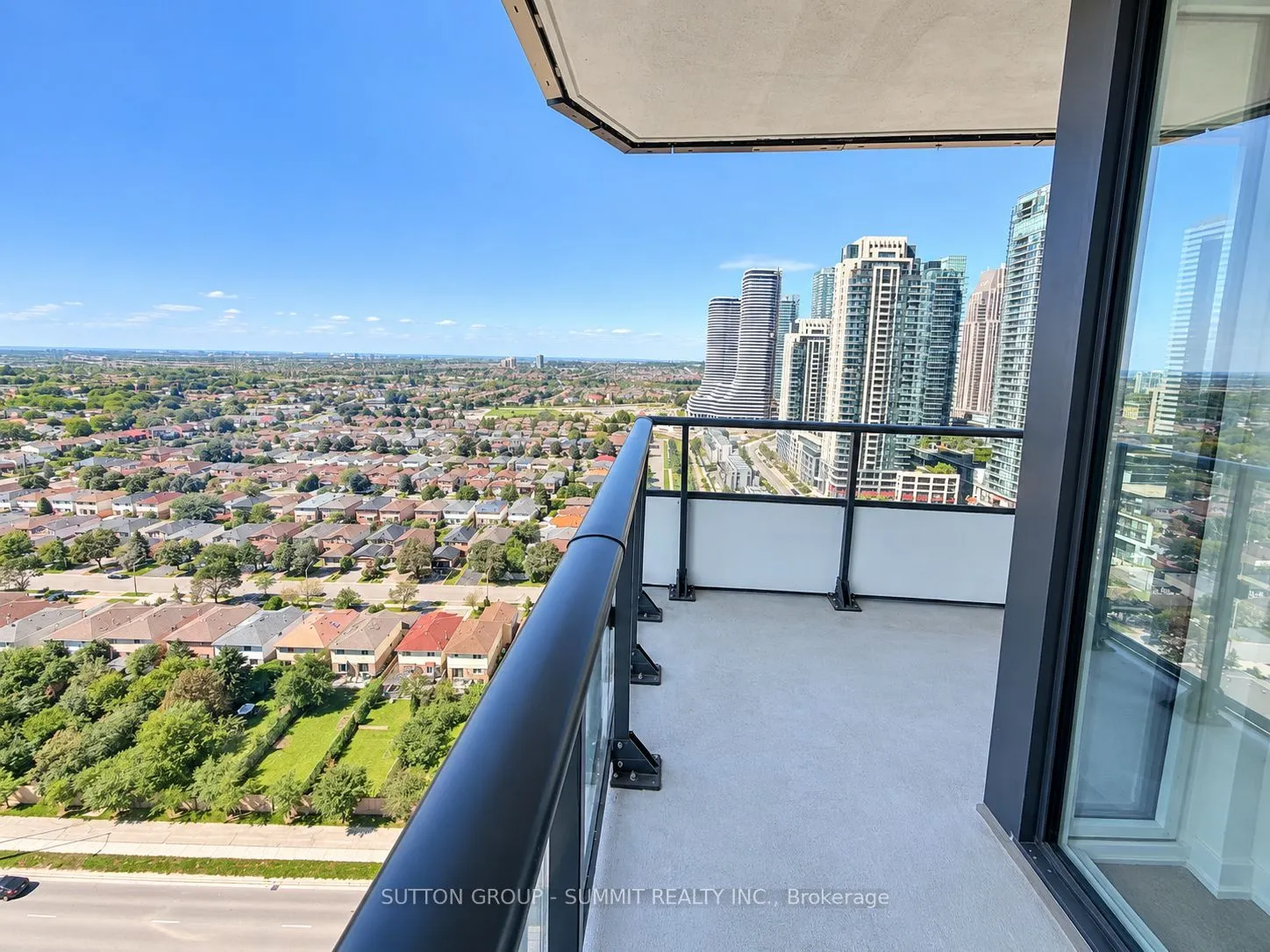 448 Burnhamthorpe Road W #1402