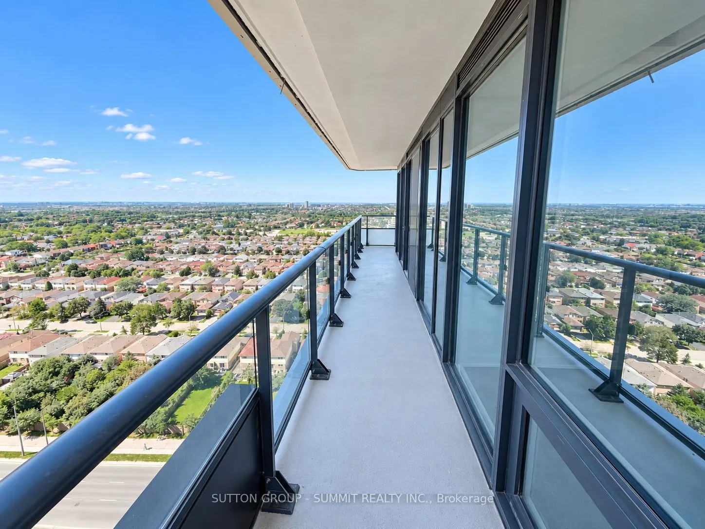 448 Burnhamthorpe Road W #1402