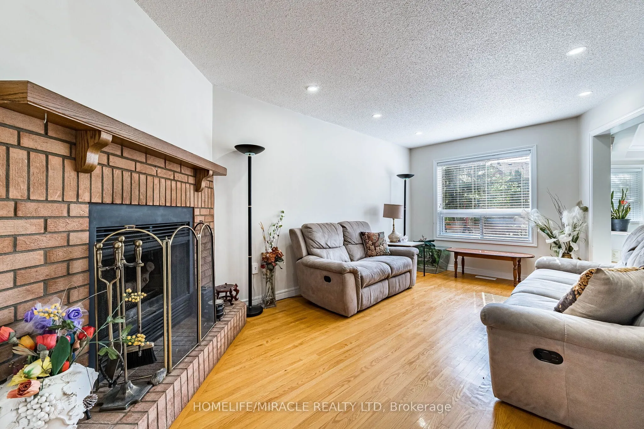 42 Porteous Circle